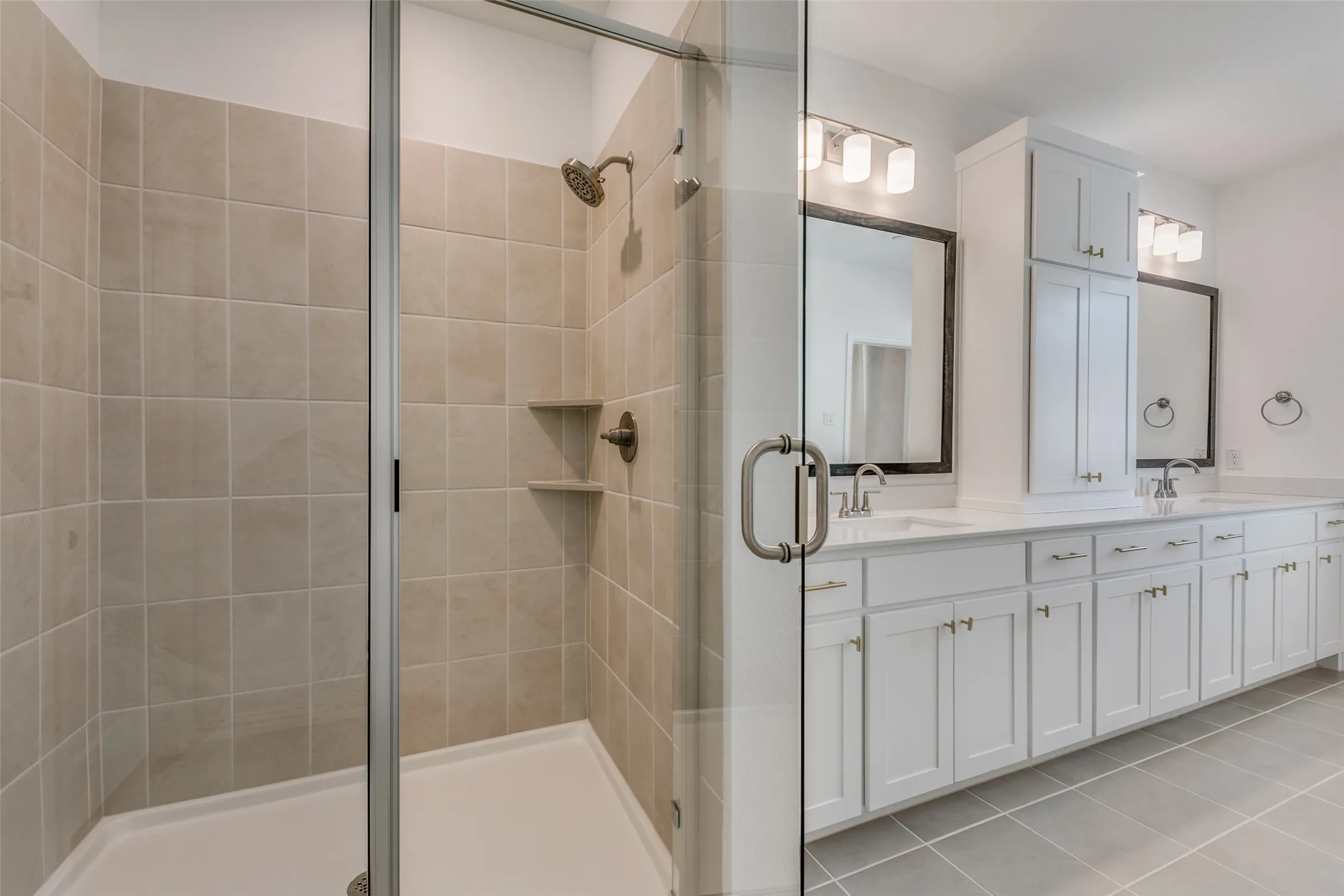 Townhouse For Rent in Collin County , 8845 Stablehand Mews, Frisco, Texas 75035, 3 Bedroom, 3 Bathroom, 2 Garage spaces, 2,283 Sqft, built in 2023, mls#21361624, Real Estate Agent in Frisco, Homes For Rent in Collin county, Homes For Rent in Frisco, Realtor in Frisco Texas, Real Estate Brokerage Independent Realty Texas, Luminita Cordes Realtor