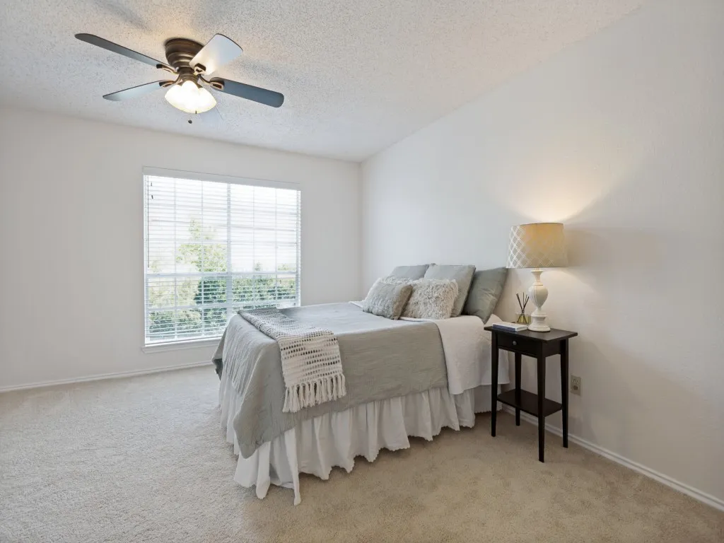 Townhouse For Sale in Collin County , 8400 Hickory Street 1702, Frisco, Texas 75034, 1 Bedroom, 2 Bathroom, 1 Garage spaces, 884 Sqft, built in 1987, mls#21361658, Real Estate Agent in Frisco, Homes For Sale in Collin county, Homes For Sale in Frisco, Realtor in Frisco Texas, Real Estate Brokerage Independent Realty Texas, Luminita Cordes Realtor