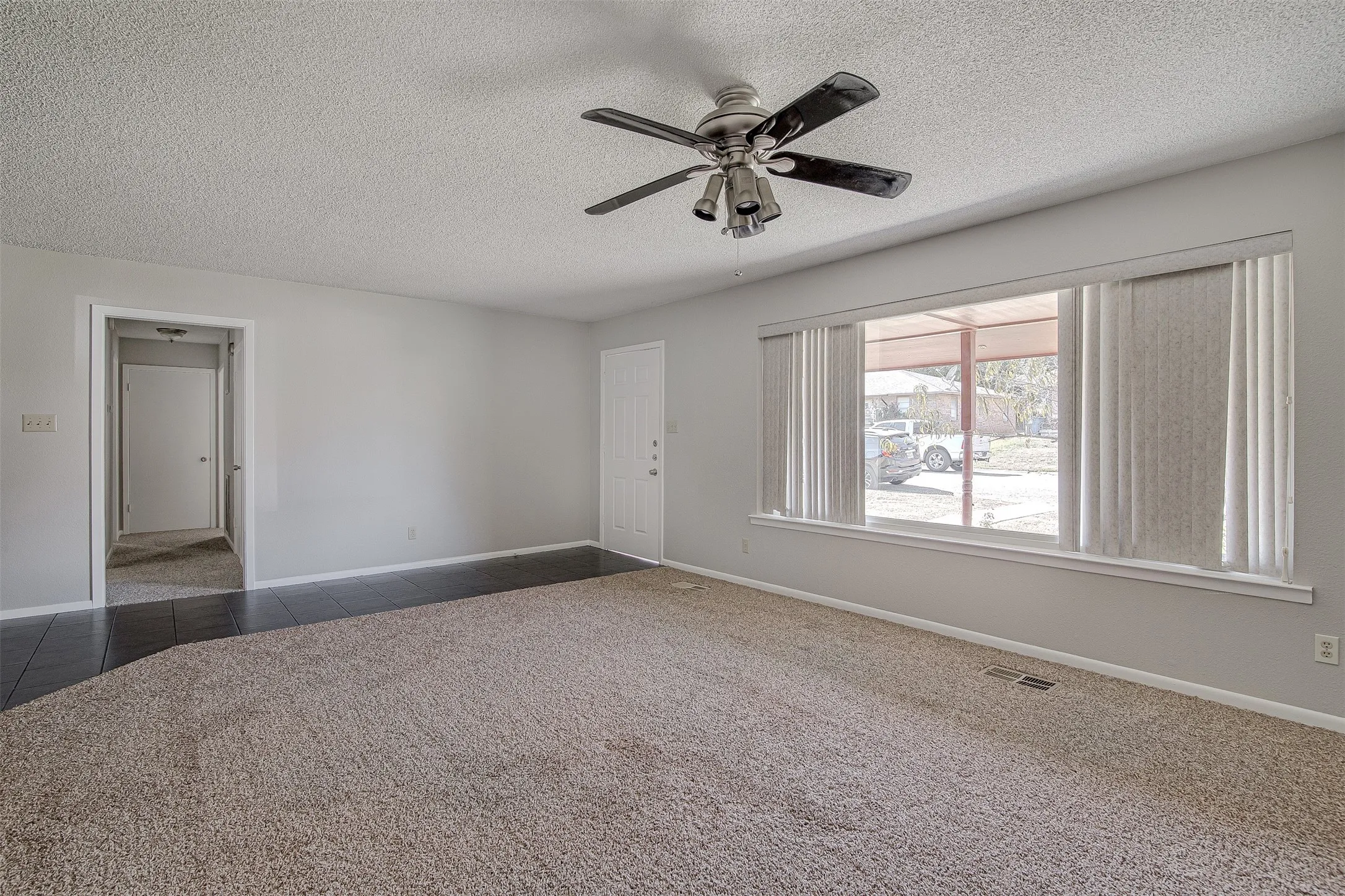 Single Family Residence For Rent in Johnson County , 107 Pine Street, Keene, Texas 76059, 3 Bedroom, 2 Bathroom, 1 Garage spaces, 1,407 Sqft, built in 1972, mls#21361817, Real Estate Agent in Keene, Homes For Rent in Johnson county, Homes For Rent in Keene, Realtor in Keene Texas, Real Estate Brokerage Independent Realty Texas, Luminita Cordes Realtor