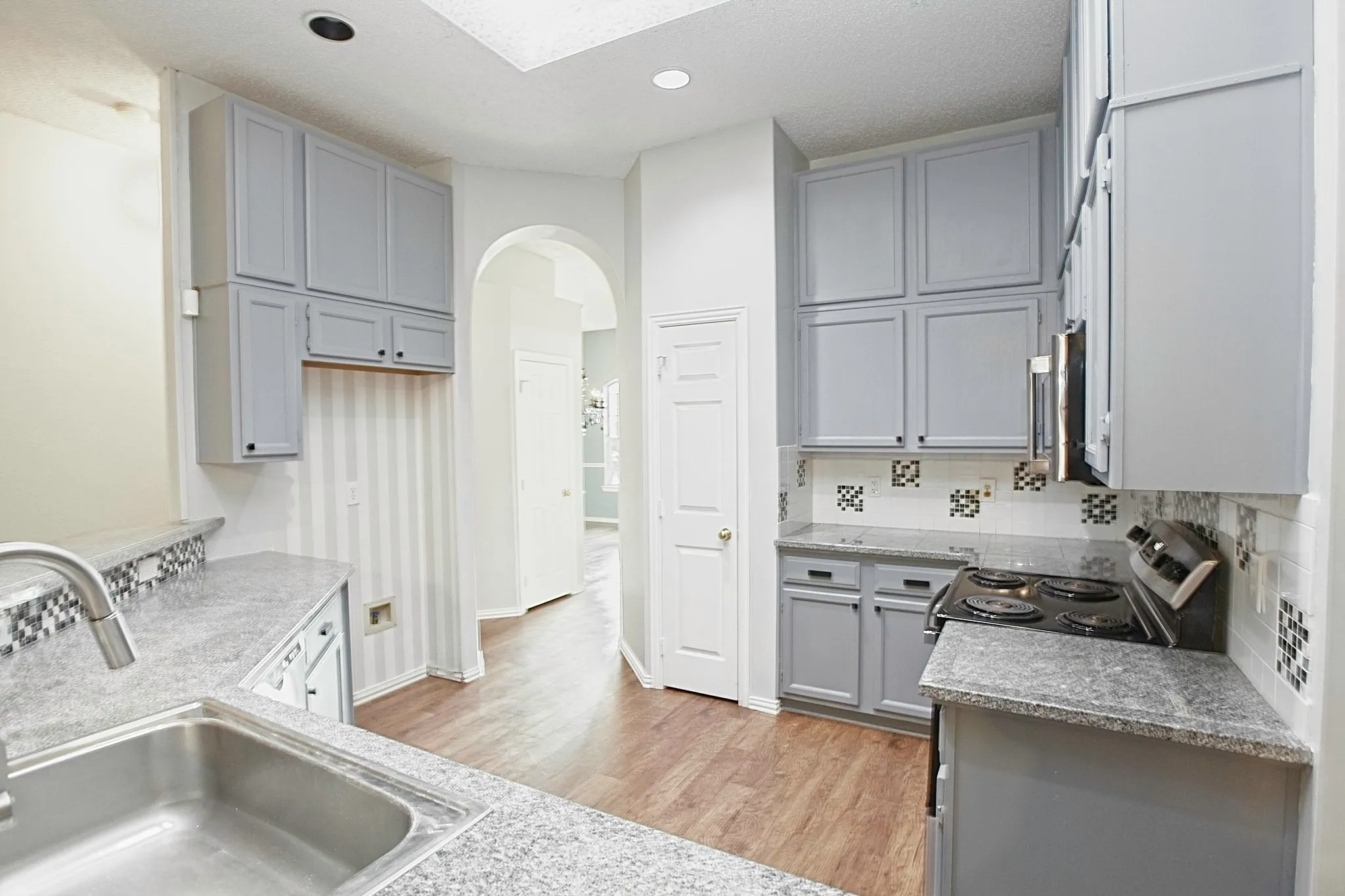 Single Family Residence For Rent in Collin County , 4502 Highlands Drive, Mc Kinney, Texas 75070, 3 Bedroom, 2 Bathroom, 2 Garage spaces, 1,669 Sqft, built in 1996, mls#21361825, Real Estate Agent in Mc Kinney, Homes For Rent in Collin county, Homes For Rent in Mc Kinney, Realtor in Mc Kinney Texas, Real Estate Brokerage Independent Realty Texas, Luminita Cordes Realtor