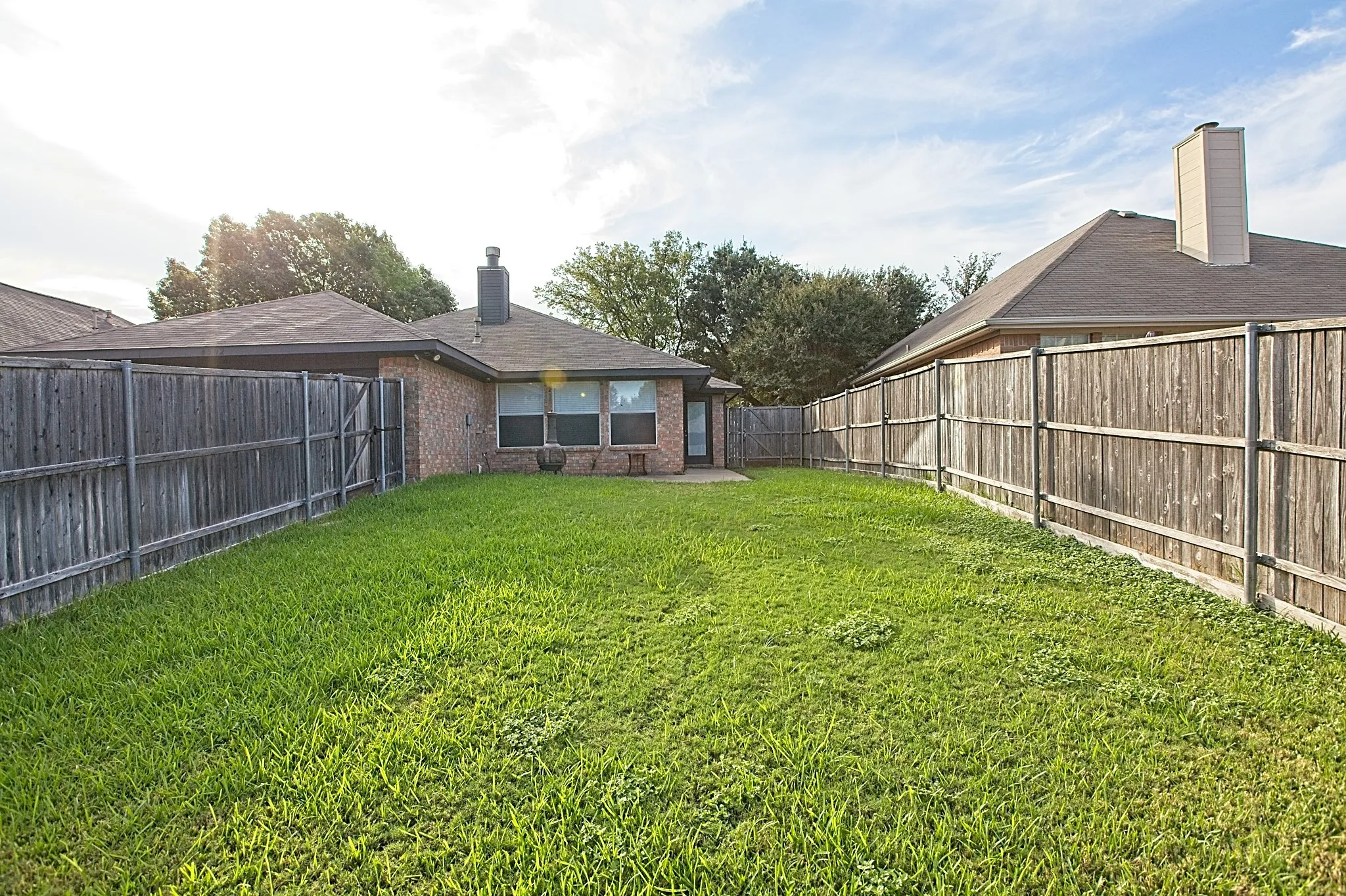Single Family Residence For Rent in Collin County , 4502 Highlands Drive, Mc Kinney, Texas 75070, 3 Bedroom, 2 Bathroom, 2 Garage spaces, 1,669 Sqft, built in 1996, mls#21361825, Real Estate Agent in Mc Kinney, Homes For Rent in Collin county, Homes For Rent in Mc Kinney, Realtor in Mc Kinney Texas, Real Estate Brokerage Independent Realty Texas, Luminita Cordes Realtor