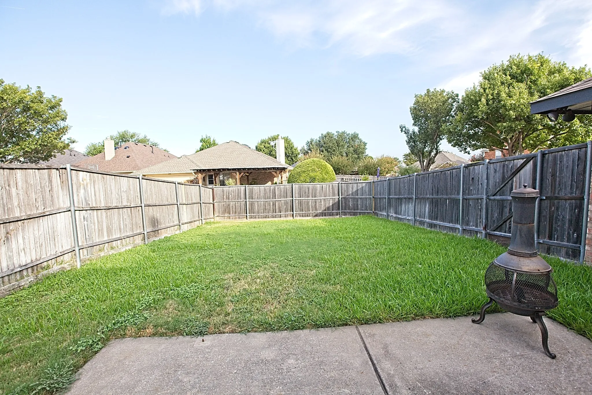 Single Family Residence For Rent in Collin County , 4502 Highlands Drive, Mc Kinney, Texas 75070, 3 Bedroom, 2 Bathroom, 2 Garage spaces, 1,669 Sqft, built in 1996, mls#21361825, Real Estate Agent in Mc Kinney, Homes For Rent in Collin county, Homes For Rent in Mc Kinney, Realtor in Mc Kinney Texas, Real Estate Brokerage Independent Realty Texas, Luminita Cordes Realtor