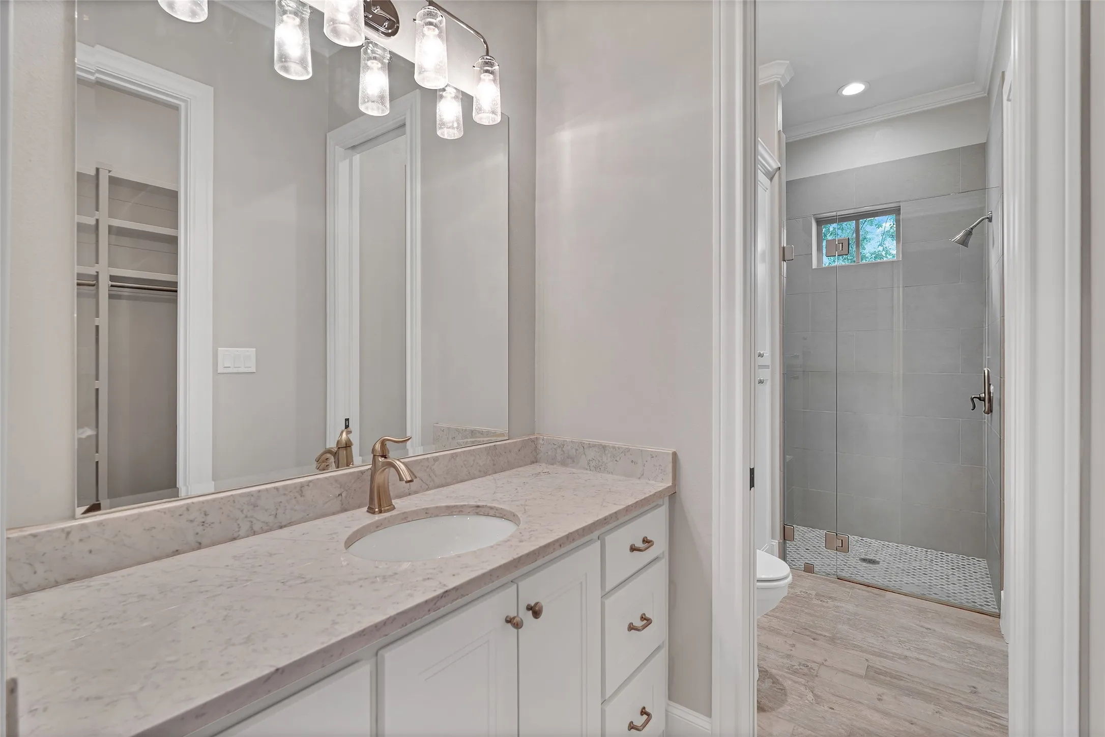 Single Family Residence For Sale in Smith County , 7410 Princedale, Tyler, Texas 75703, 4 Bedroom, 4 Bathroom, 2 Garage spaces, 3,389 Sqft, built in 2016, mls#21361827, Real Estate Agent in Tyler, Homes For Sale in Smith county, Homes For Sale in Tyler, Realtor in Tyler Texas, Real Estate Brokerage Independent Realty Texas, Luminita Cordes Realtor