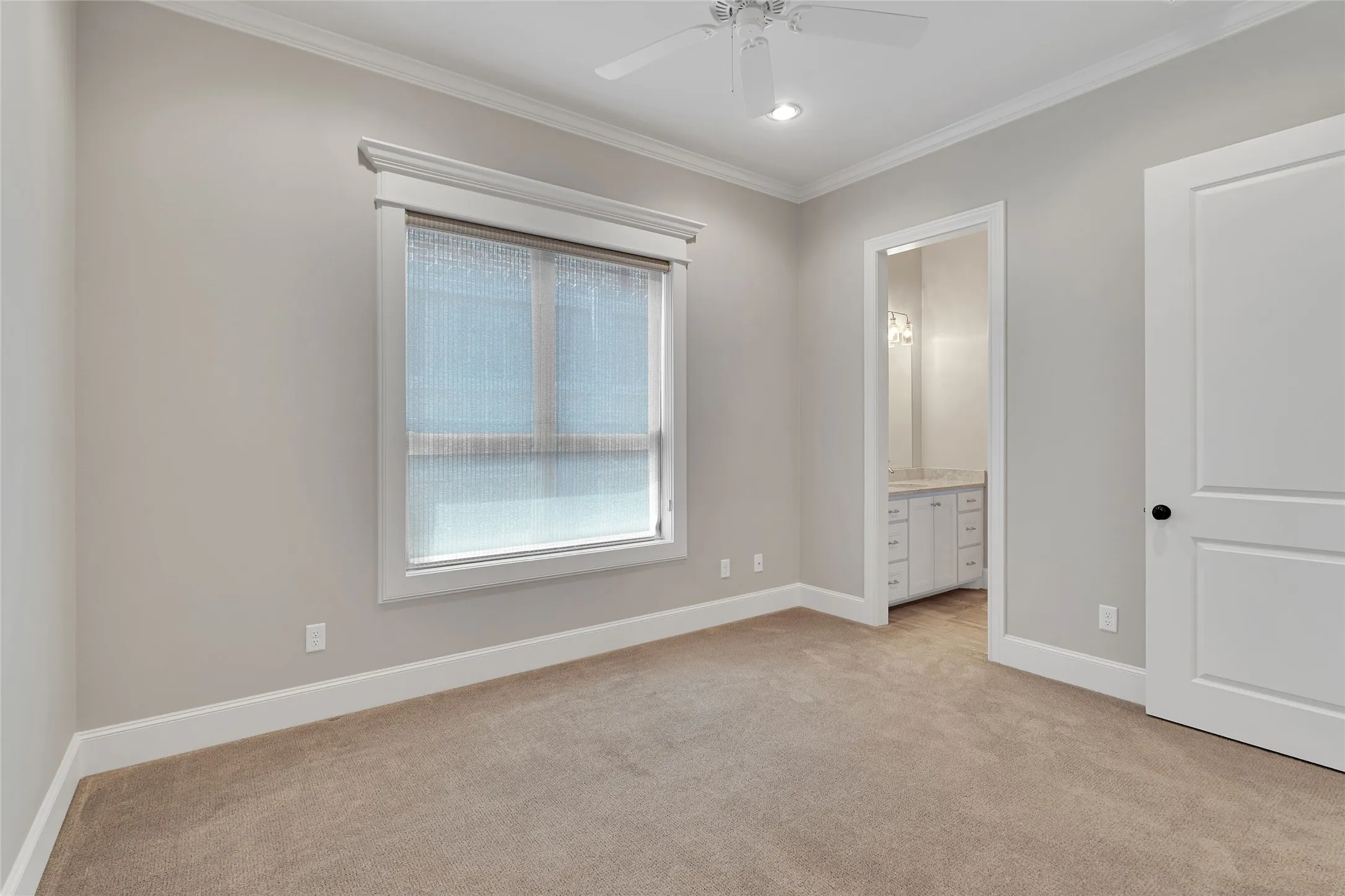Single Family Residence For Sale in Smith County , 7410 Princedale, Tyler, Texas 75703, 4 Bedroom, 4 Bathroom, 2 Garage spaces, 3,389 Sqft, built in 2016, mls#21361827, Real Estate Agent in Tyler, Homes For Sale in Smith county, Homes For Sale in Tyler, Realtor in Tyler Texas, Real Estate Brokerage Independent Realty Texas, Luminita Cordes Realtor