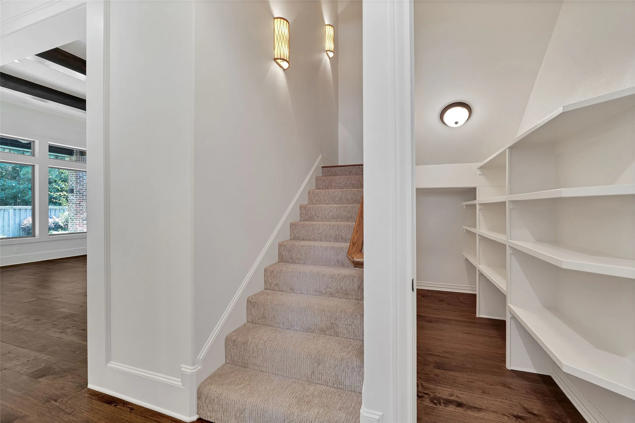 Single Family Residence For Sale in Smith County , 7410 Princedale, Tyler, Texas 75703, 4 Bedroom, 4 Bathroom, 2 Garage spaces, 3,389 Sqft, built in 2016, mls#21361827, Real Estate Agent in Tyler, Homes For Sale in Smith county, Homes For Sale in Tyler, Realtor in Tyler Texas, Real Estate Brokerage Independent Realty Texas, Luminita Cordes Realtor