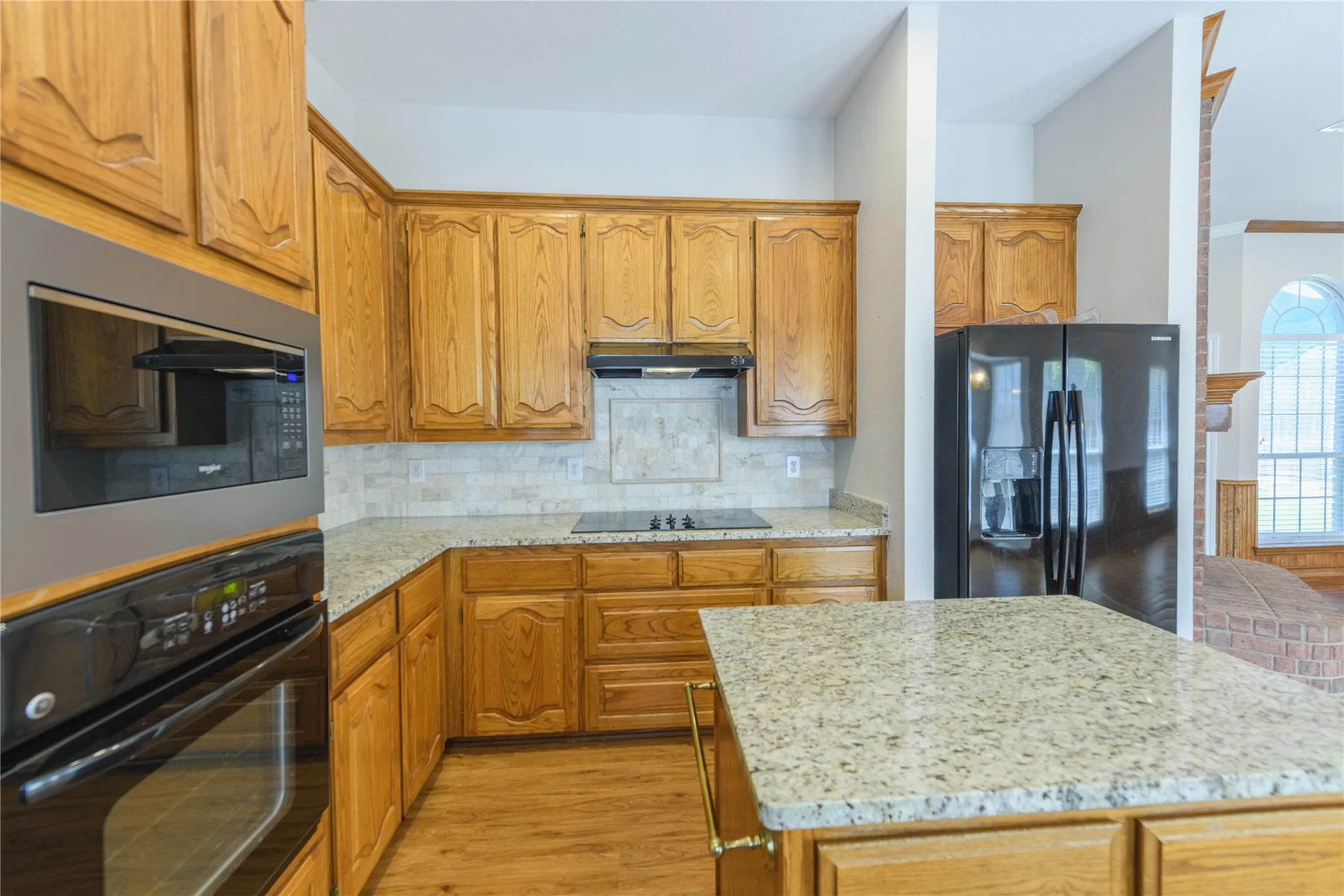 Single Family Residence For Rent in Tarrant County , 3120 Steve Drive, Hurst, Texas 76054, 3 Bedroom, 2 Bathroom, 2 Garage spaces, 2,097 Sqft, built in 1993, mls#21361796, Real Estate Agent in Hurst, Homes For Rent in Tarrant county, Homes For Rent in Hurst, Realtor in Hurst Texas, Real Estate Brokerage Independent Realty Texas, Luminita Cordes Realtor