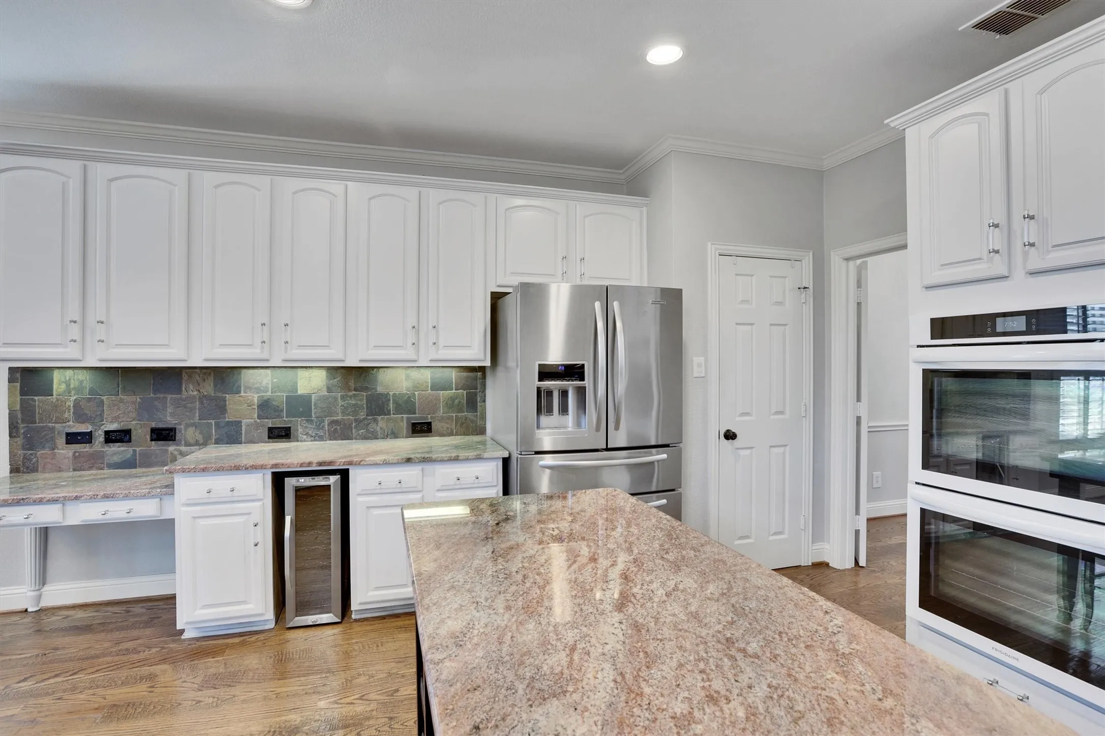 Single Family Residence For Rent in Collin County , 4017 Saltburn Drive, Plano, Texas 75093, 5 Bedroom, 5 Bathroom, 3 Garage spaces, 3,871 Sqft, built in 1997, mls#21361419, Real Estate Agent in Plano, Homes For Rent in Collin county, Homes For Rent in Plano, Realtor in Plano Texas, Real Estate Brokerage Independent Realty Texas, Luminita Cordes Realtor