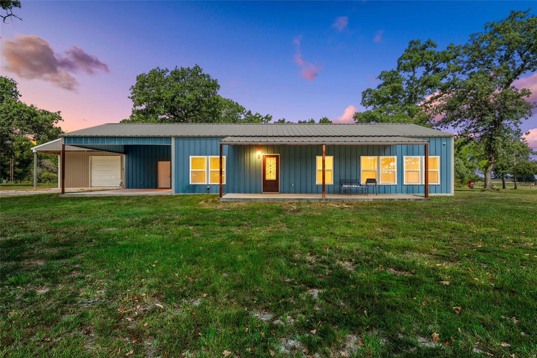 Single Family Residence For Sale in Freestone County , 145 Private Road 944, Fairfield, Texas 75840, 3 Bedroom, 2 Bathroom, Garage spaces, 1,500 Sqft, built in 2024, mls#21358139, Real Estate Agent in Fairfield, Homes For Sale in Freestone county, Homes For Sale in Fairfield, Realtor in Fairfield Texas, Real Estate Brokerage Independent Realty Texas, Luminita Cordes Realtor