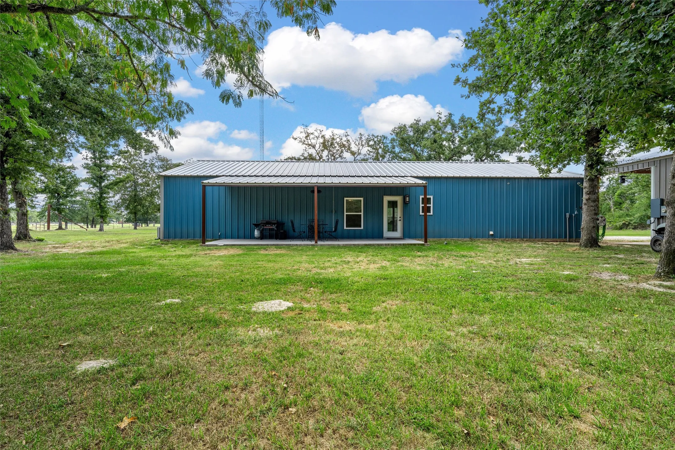 Single Family Residence For Sale in Freestone County , 145 Private Road 944, Fairfield, Texas 75840, 3 Bedroom, 2 Bathroom, Garage spaces, 1,500 Sqft, built in 2024, mls#21358139, Real Estate Agent in Fairfield, Homes For Sale in Freestone county, Homes For Sale in Fairfield, Realtor in Fairfield Texas, Real Estate Brokerage Independent Realty Texas, Luminita Cordes Realtor