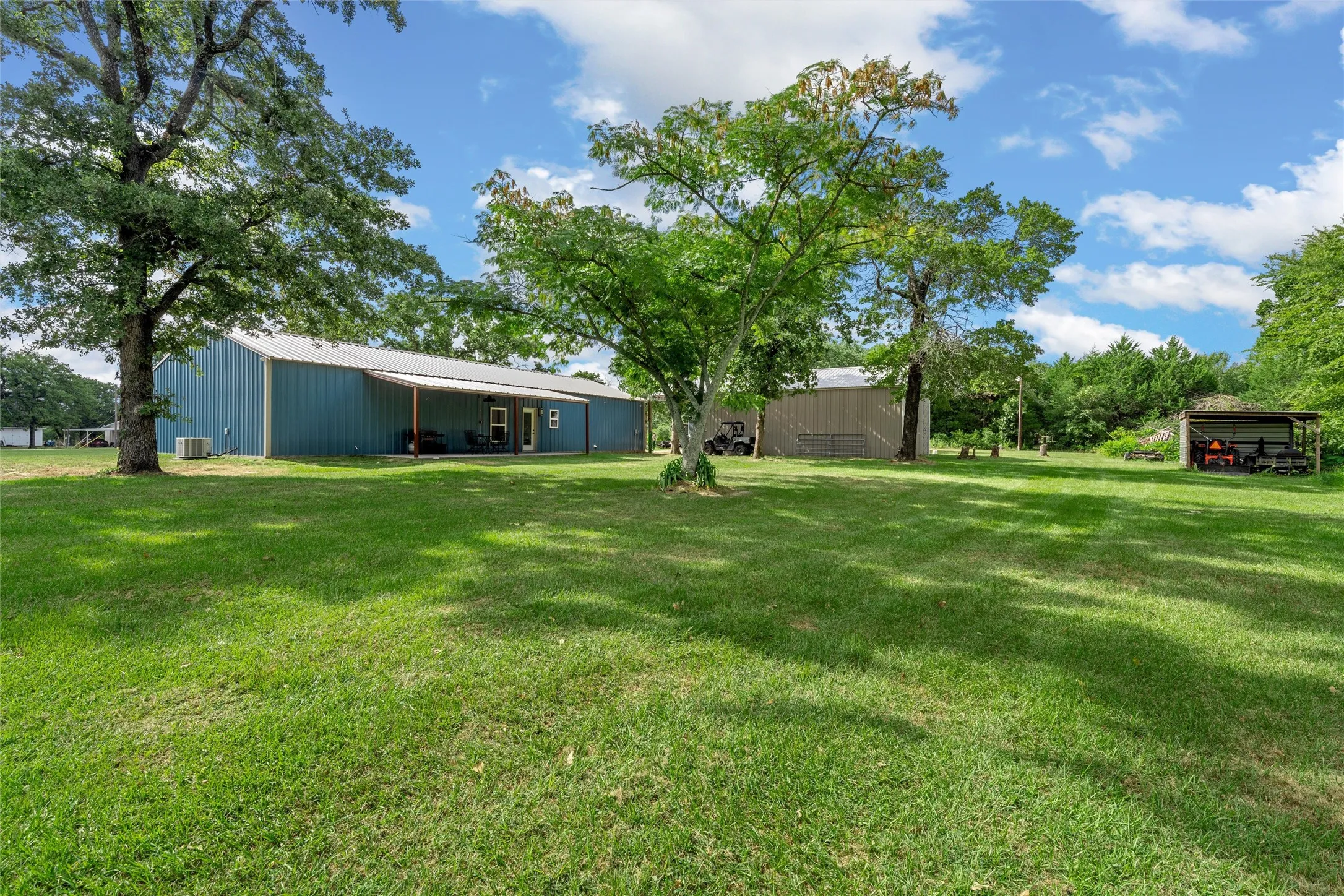 Single Family Residence For Sale in Freestone County , 145 Private Road 944, Fairfield, Texas 75840, 3 Bedroom, 2 Bathroom, Garage spaces, 1,500 Sqft, built in 2024, mls#21358139, Real Estate Agent in Fairfield, Homes For Sale in Freestone county, Homes For Sale in Fairfield, Realtor in Fairfield Texas, Real Estate Brokerage Independent Realty Texas, Luminita Cordes Realtor