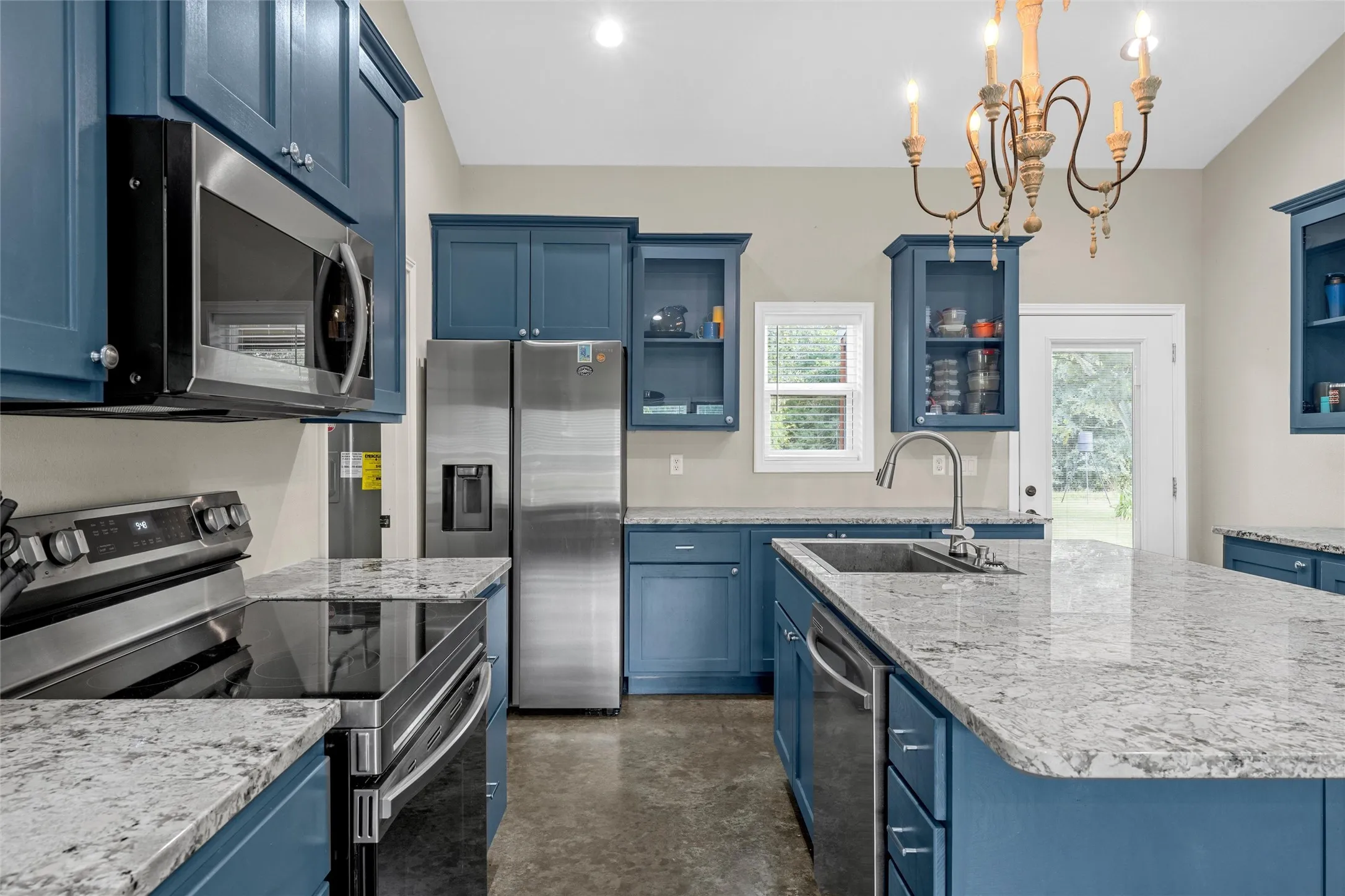Single Family Residence For Sale in Freestone County , 145 Private Road 944, Fairfield, Texas 75840, 3 Bedroom, 2 Bathroom, Garage spaces, 1,500 Sqft, built in 2024, mls#21358139, Real Estate Agent in Fairfield, Homes For Sale in Freestone county, Homes For Sale in Fairfield, Realtor in Fairfield Texas, Real Estate Brokerage Independent Realty Texas, Luminita Cordes Realtor