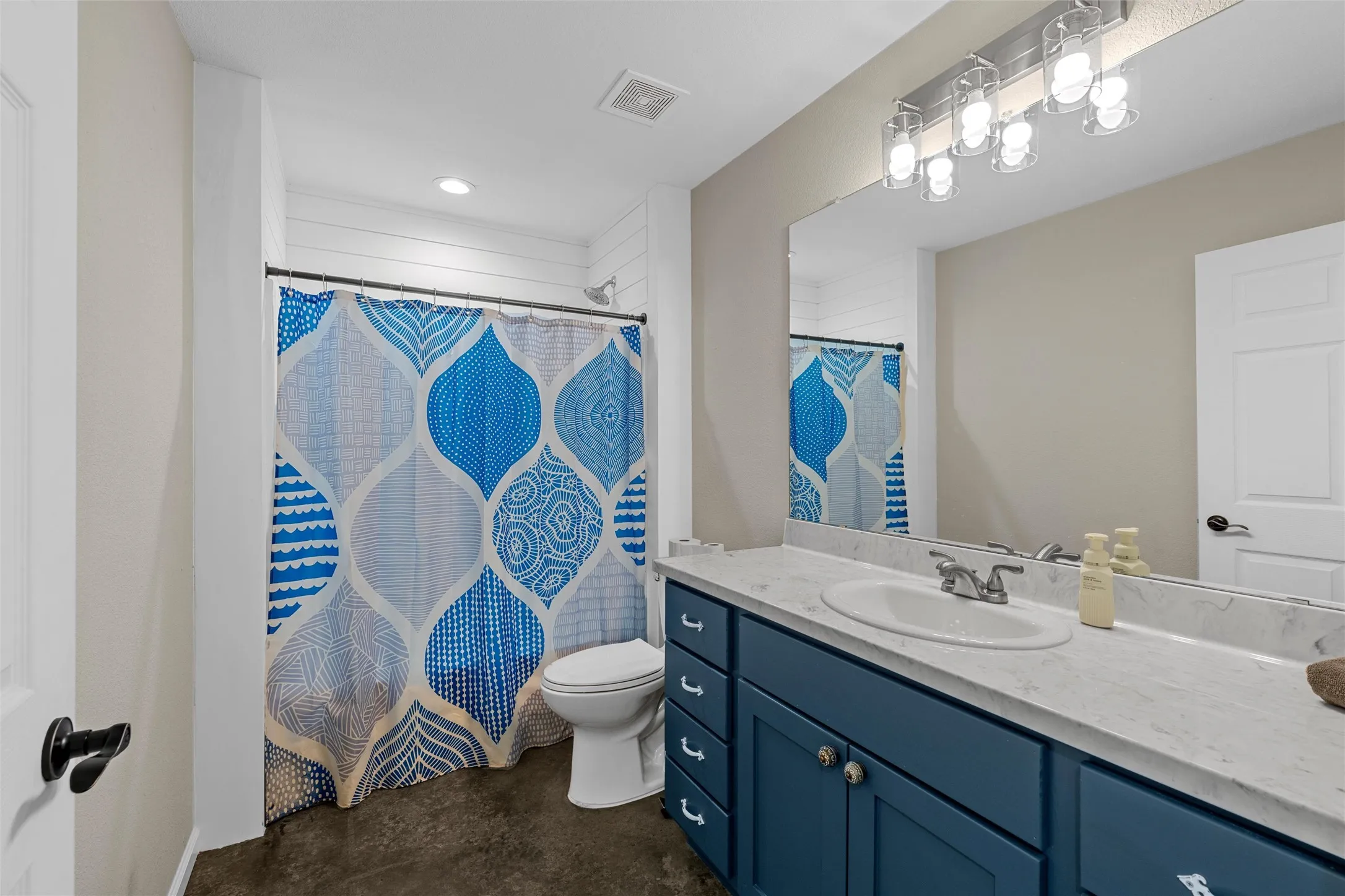 Single Family Residence For Sale in Freestone County , 145 Private Road 944, Fairfield, Texas 75840, 3 Bedroom, 2 Bathroom, Garage spaces, 1,500 Sqft, built in 2024, mls#21358139, Real Estate Agent in Fairfield, Homes For Sale in Freestone county, Homes For Sale in Fairfield, Realtor in Fairfield Texas, Real Estate Brokerage Independent Realty Texas, Luminita Cordes Realtor