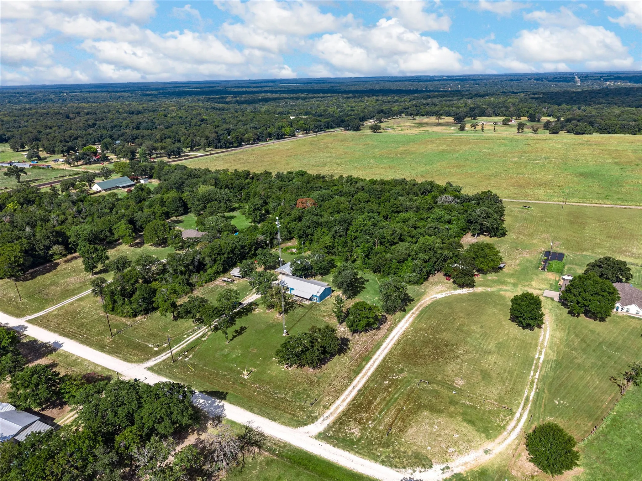 Single Family Residence For Sale in Freestone County , 145 Private Road 944, Fairfield, Texas 75840, 3 Bedroom, 2 Bathroom, Garage spaces, 1,500 Sqft, built in 2024, mls#21358139, Real Estate Agent in Fairfield, Homes For Sale in Freestone county, Homes For Sale in Fairfield, Realtor in Fairfield Texas, Real Estate Brokerage Independent Realty Texas, Luminita Cordes Realtor