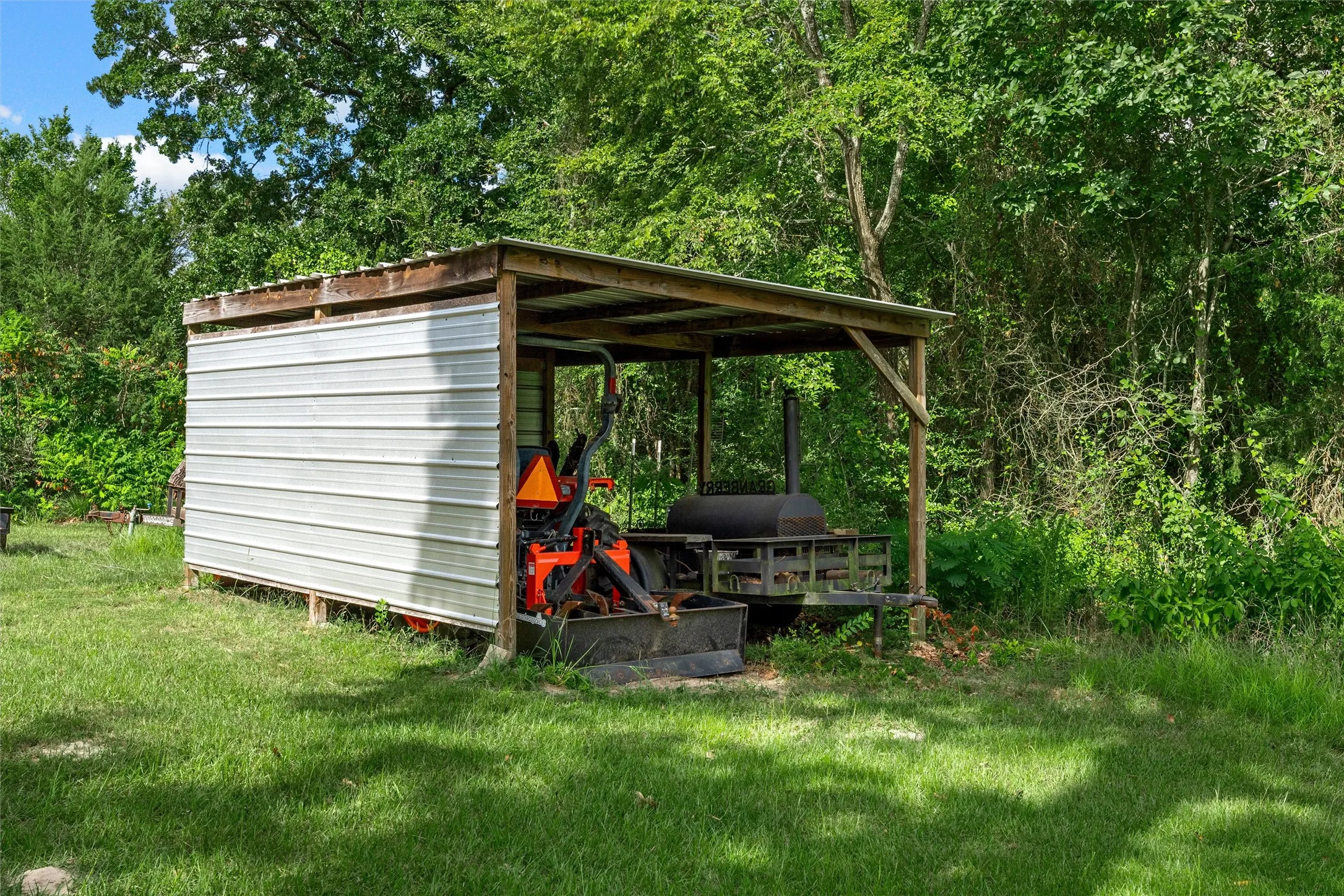 Single Family Residence For Sale in Freestone County , 145 Private Road 944, Fairfield, Texas 75840, 3 Bedroom, 2 Bathroom, Garage spaces, 1,500 Sqft, built in 2024, mls#21358139, Real Estate Agent in Fairfield, Homes For Sale in Freestone county, Homes For Sale in Fairfield, Realtor in Fairfield Texas, Real Estate Brokerage Independent Realty Texas, Luminita Cordes Realtor
