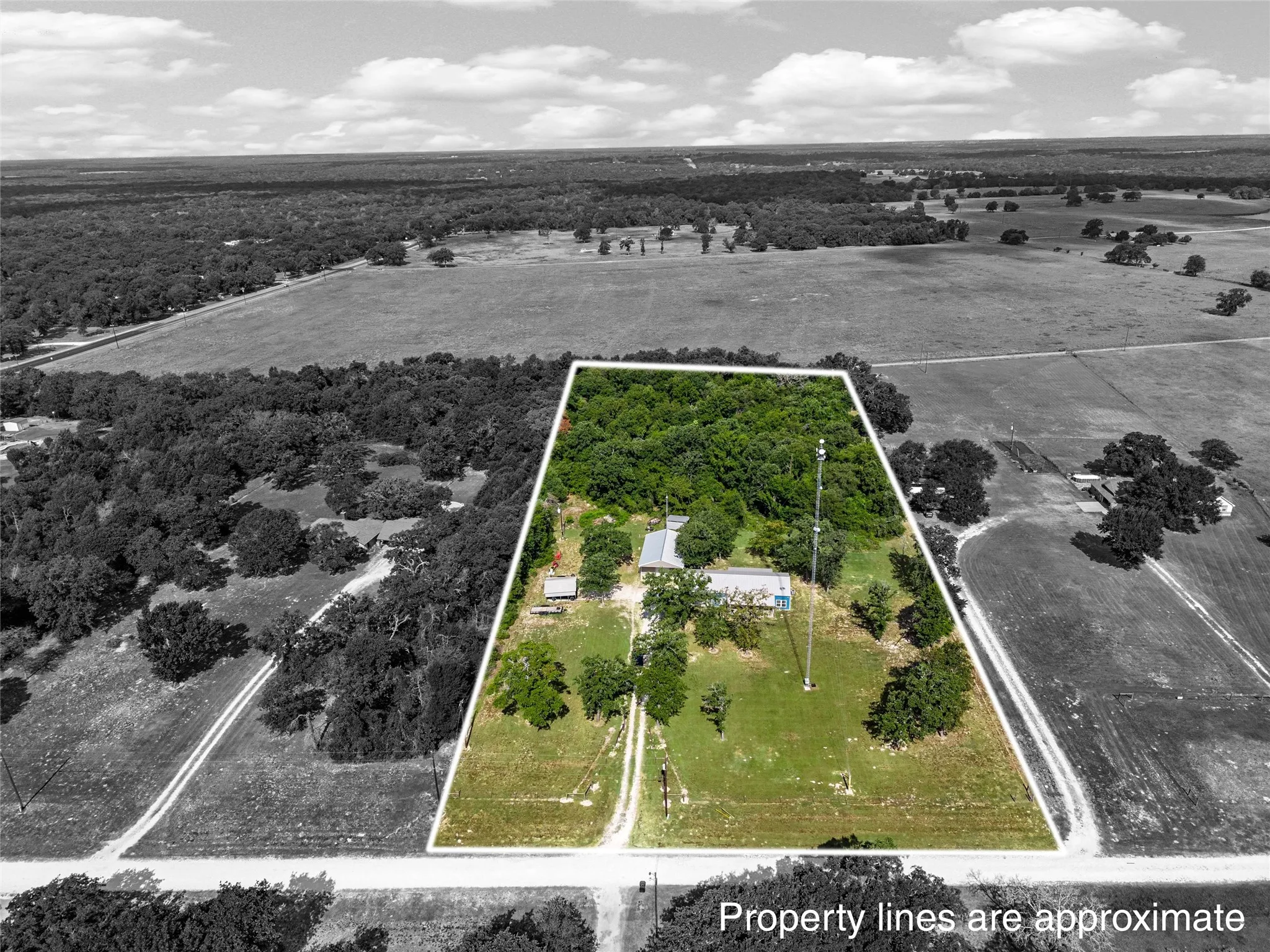 Single Family Residence For Sale in Freestone County , 145 Private Road 944, Fairfield, Texas 75840, 3 Bedroom, 2 Bathroom, Garage spaces, 1,500 Sqft, built in 2024, mls#21358139, Real Estate Agent in Fairfield, Homes For Sale in Freestone county, Homes For Sale in Fairfield, Realtor in Fairfield Texas, Real Estate Brokerage Independent Realty Texas, Luminita Cordes Realtor