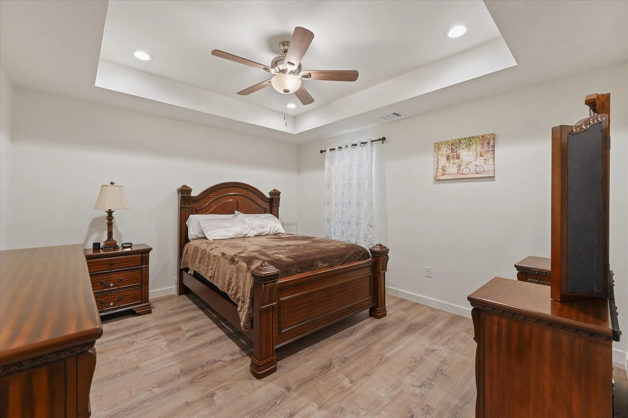 Single Family Residence For Rent in Dallas County , 1206 Claude Street, Dallas, Texas 75203, 3 Bedroom, 2 Bathroom, 1 Garage spaces, 1,262 Sqft, built in 2024, mls#21356008, Real Estate Agent in Dallas, Homes For Rent in Dallas county, Homes For Rent in Dallas, Realtor in Dallas Texas, Real Estate Brokerage Independent Realty Texas, Luminita Cordes Realtor
