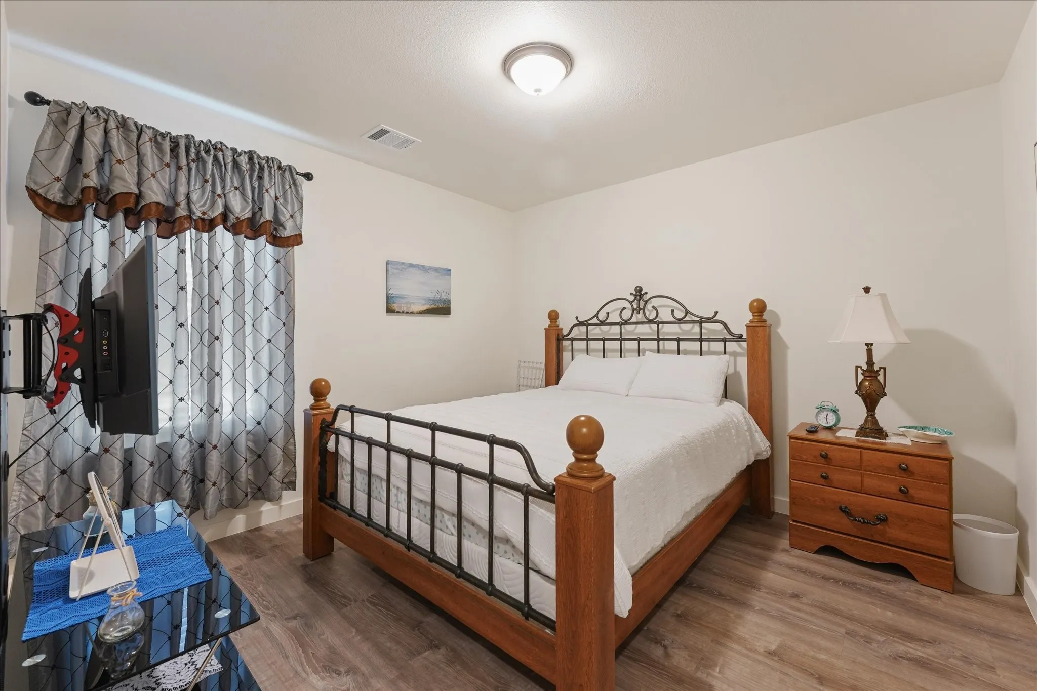 Single Family Residence For Rent in Dallas County , 1206 Claude Street, Dallas, Texas 75203, 3 Bedroom, 2 Bathroom, 1 Garage spaces, 1,262 Sqft, built in 2024, mls#21356008, Real Estate Agent in Dallas, Homes For Rent in Dallas county, Homes For Rent in Dallas, Realtor in Dallas Texas, Real Estate Brokerage Independent Realty Texas, Luminita Cordes Realtor