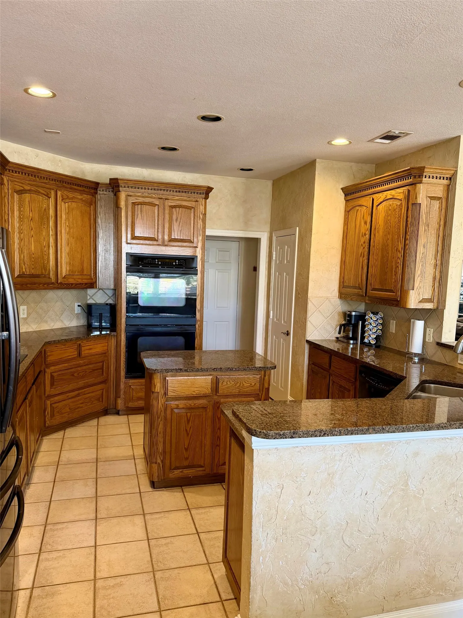 Single Family Residence For Sale in Collin County , 1513 Brook Lane, Celina, Texas 75009, 4 Bedroom, 4 Bathroom, 3 Garage spaces, 2,851 Sqft, built in 2002, Price $899,000, mls#21361857, Real Estate Agent in Celina, Homes For Sale in Collin county, Homes For Sale in Celina, Realtor in Celina Texas, Real Estate Brokerage Independent Realty Texas, Luminita Cordes Realtor