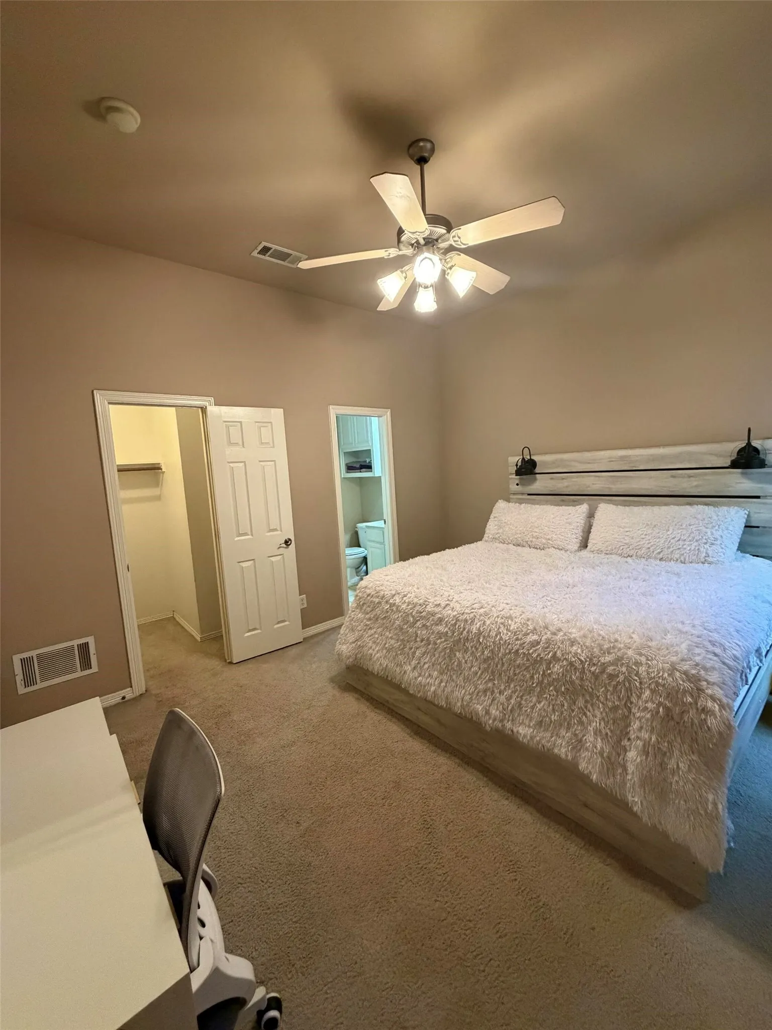 Single Family Residence For Sale in Collin County , 1513 Brook Lane, Celina, Texas 75009, 4 Bedroom, 4 Bathroom, 3 Garage spaces, 2,851 Sqft, built in 2002, Price $899,000, mls#21361857, Real Estate Agent in Celina, Homes For Sale in Collin county, Homes For Sale in Celina, Realtor in Celina Texas, Real Estate Brokerage Independent Realty Texas, Luminita Cordes Realtor