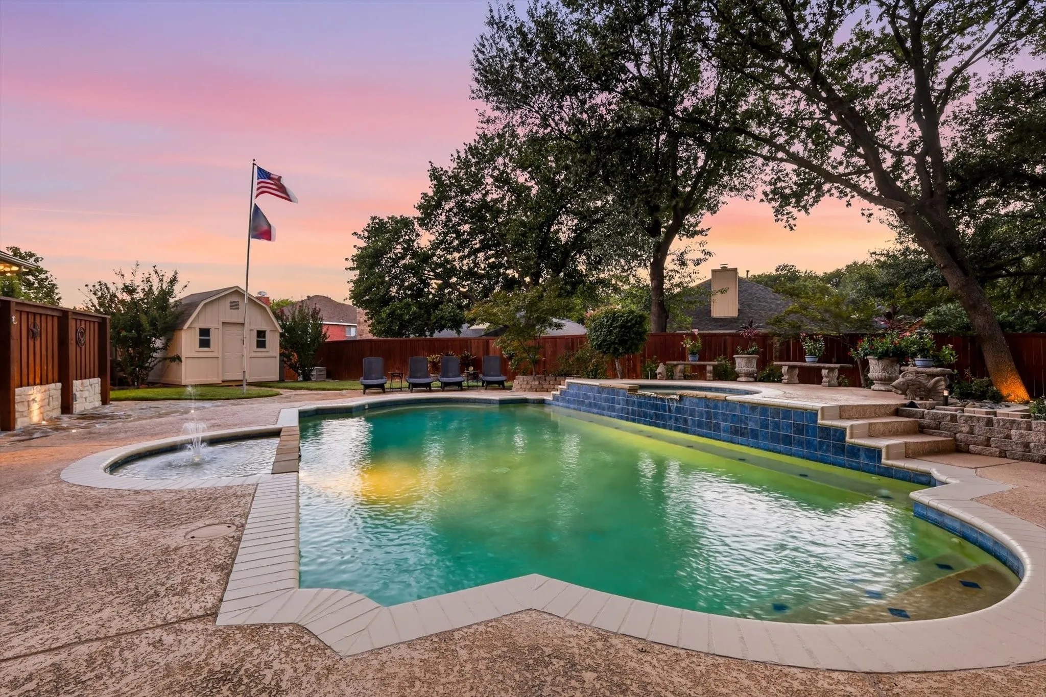 Single Family Residence For Sale in Denton County , 2921 Oak Bend Court, Flower Mound, Texas 75028, 4 Bedroom, 4 Bathroom, 2 Garage spaces, 3,613 Sqft, built in 1991, mls#21356354, Real Estate Agent in Flower Mound, Homes For Sale in Denton county, Homes For Sale in Flower Mound, Realtor in Flower Mound Texas, Real Estate Brokerage Independent Realty Texas, Luminita Cordes Realtor