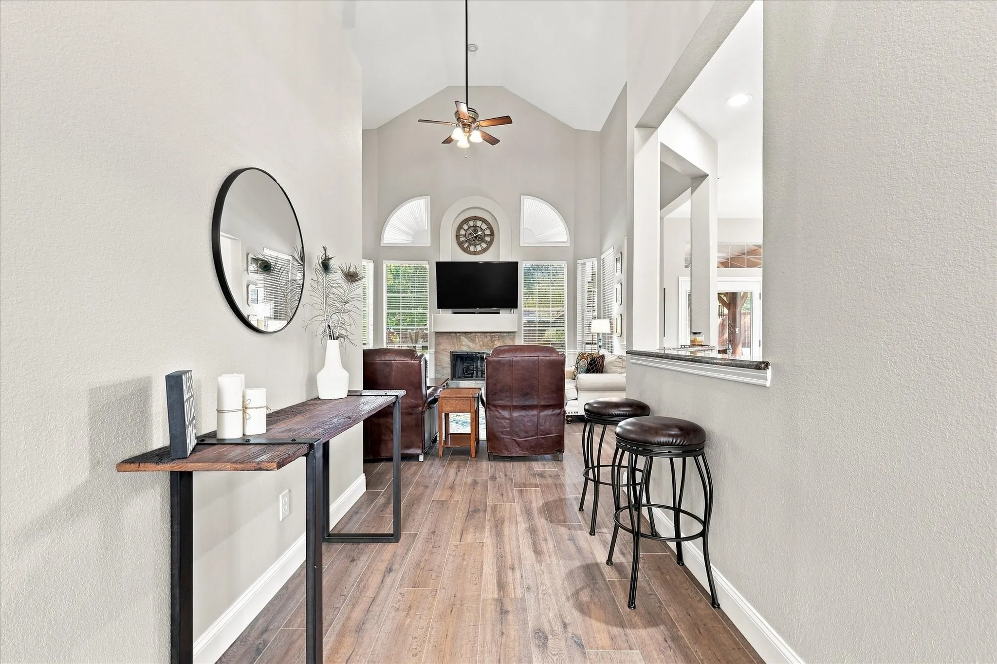 Single Family Residence For Sale in Denton County , 2921 Oak Bend Court, Flower Mound, Texas 75028, 4 Bedroom, 4 Bathroom, 2 Garage spaces, 3,613 Sqft, built in 1991, mls#21356354, Real Estate Agent in Flower Mound, Homes For Sale in Denton county, Homes For Sale in Flower Mound, Realtor in Flower Mound Texas, Real Estate Brokerage Independent Realty Texas, Luminita Cordes Realtor