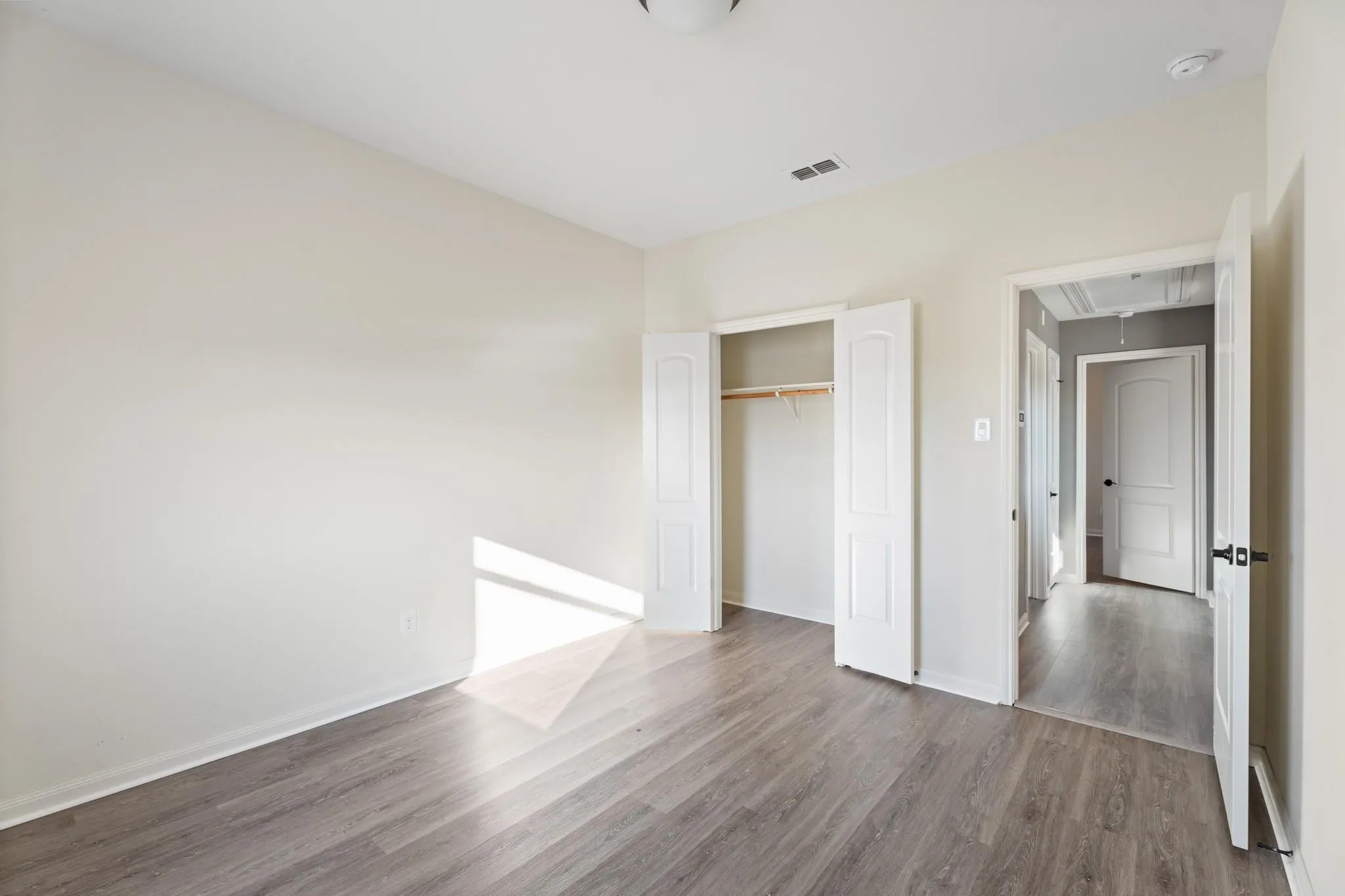 Single Family Residence For Rent in Collin County , 413 Lipizzan Lane, Celina, Texas 75009, 3 Bedroom, 2 Bathroom, 2 Garage spaces, 1,764 Sqft, built in 2014, mls#21361873, Real Estate Agent in Celina, Homes For Rent in Collin county, Homes For Rent in Celina, Realtor in Celina Texas, Real Estate Brokerage Independent Realty Texas, Luminita Cordes Realtor