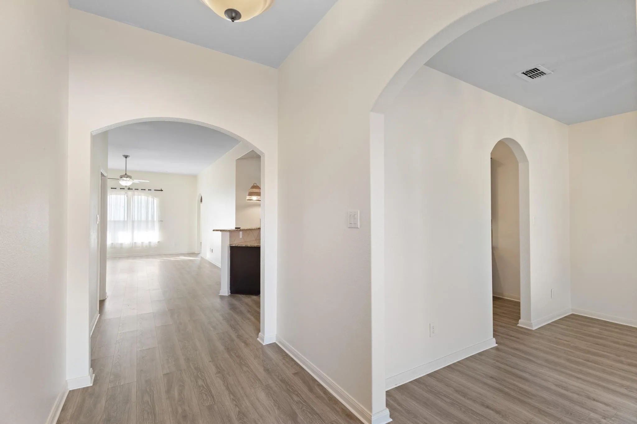 Single Family Residence For Rent in Collin County , 413 Lipizzan Lane, Celina, Texas 75009, 3 Bedroom, 2 Bathroom, 2 Garage spaces, 1,764 Sqft, built in 2014, mls#21361873, Real Estate Agent in Celina, Homes For Rent in Collin county, Homes For Rent in Celina, Realtor in Celina Texas, Real Estate Brokerage Independent Realty Texas, Luminita Cordes Realtor