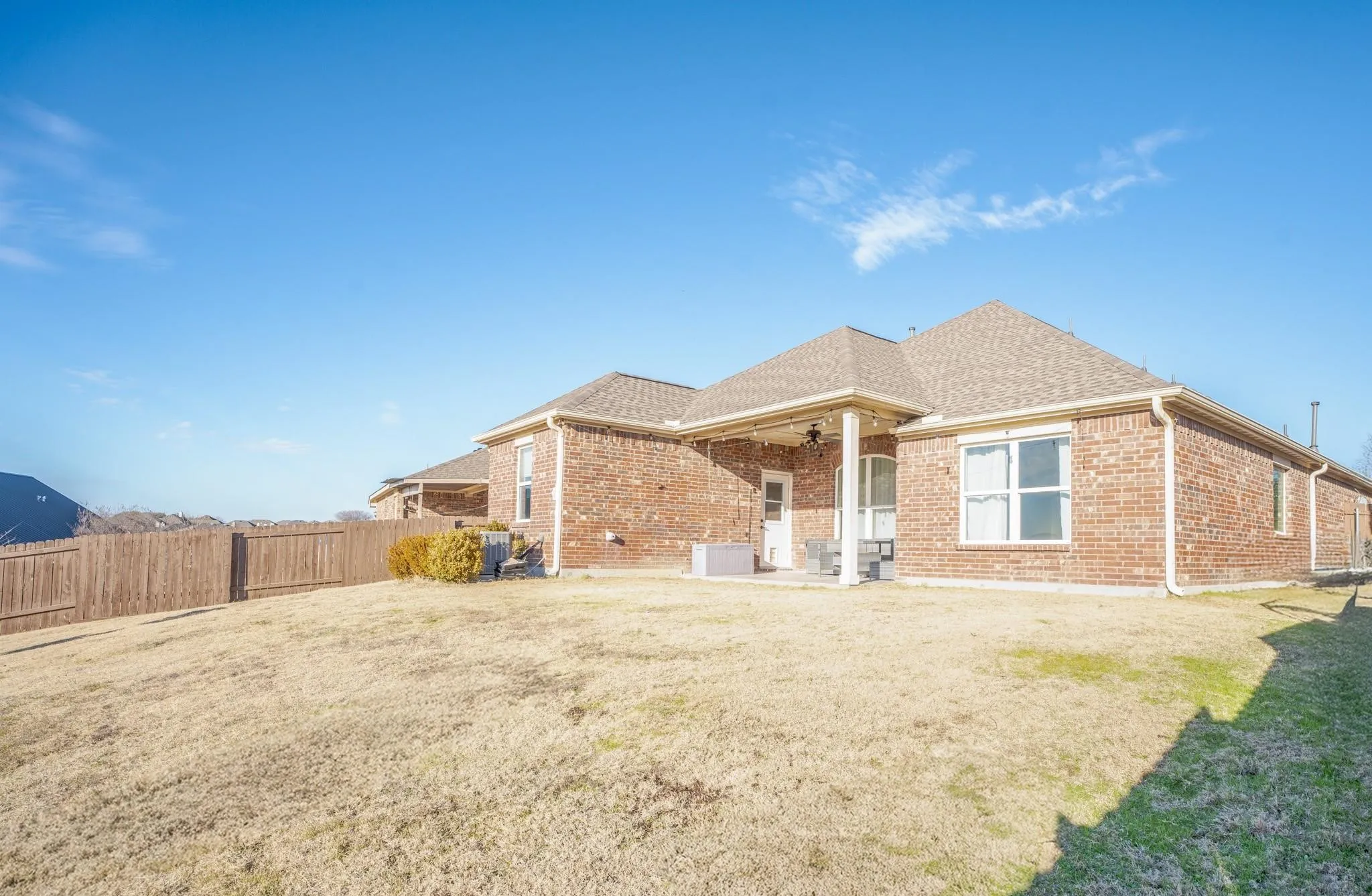 Single Family Residence For Rent in Collin County , 413 Lipizzan Lane, Celina, Texas 75009, 3 Bedroom, 2 Bathroom, 2 Garage spaces, 1,764 Sqft, built in 2014, mls#21361873, Real Estate Agent in Celina, Homes For Rent in Collin county, Homes For Rent in Celina, Realtor in Celina Texas, Real Estate Brokerage Independent Realty Texas, Luminita Cordes Realtor