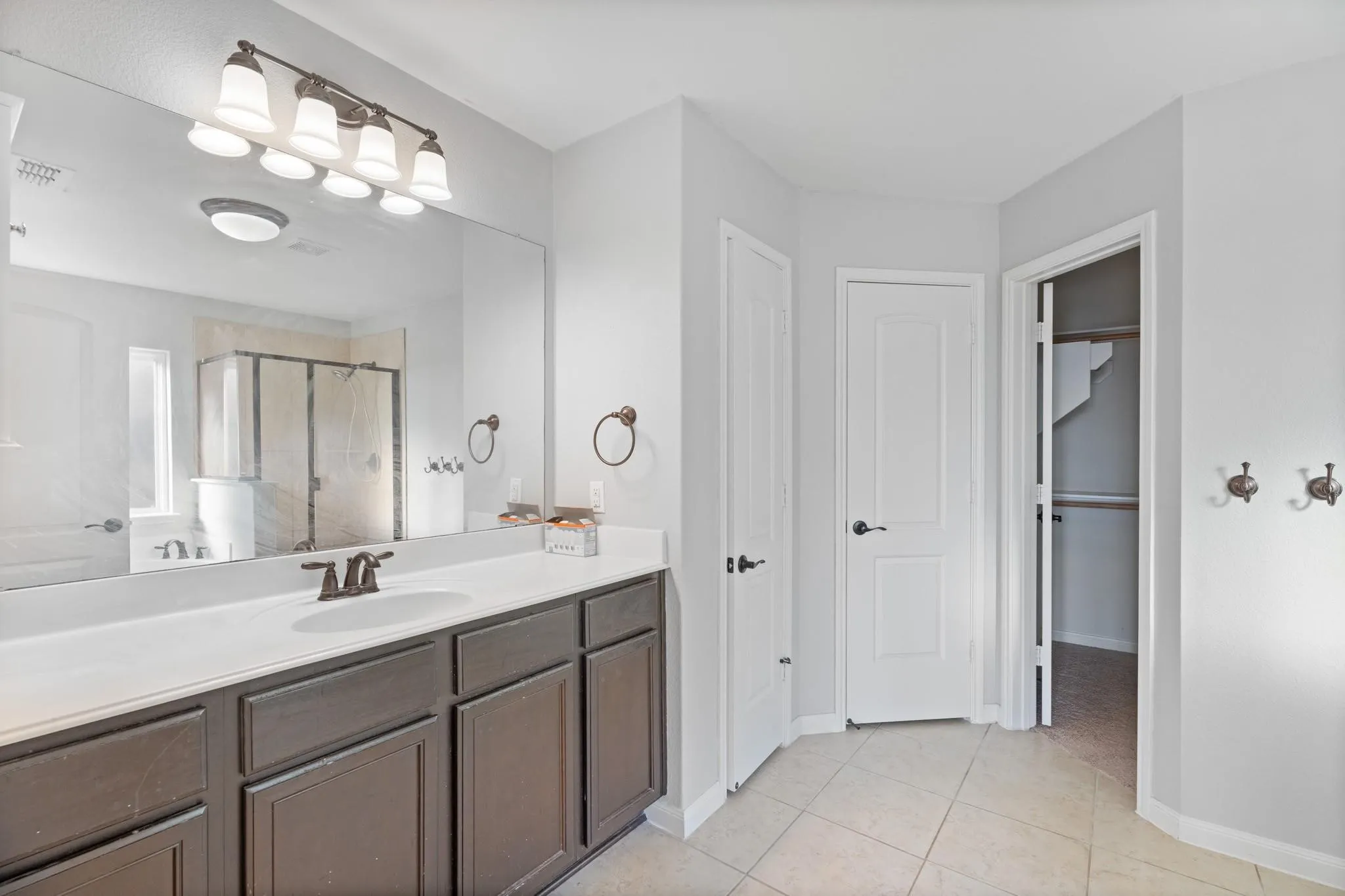 Single Family Residence For Rent in Collin County , 413 Lipizzan Lane, Celina, Texas 75009, 3 Bedroom, 2 Bathroom, 2 Garage spaces, 1,764 Sqft, built in 2014, mls#21361873, Real Estate Agent in Celina, Homes For Rent in Collin county, Homes For Rent in Celina, Realtor in Celina Texas, Real Estate Brokerage Independent Realty Texas, Luminita Cordes Realtor