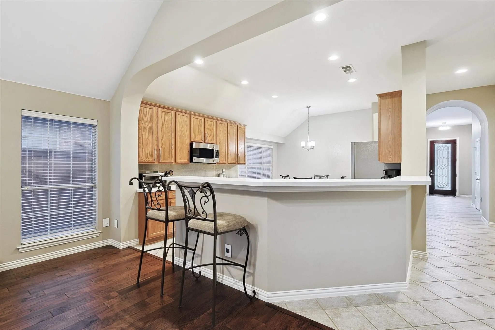 Single Family Residence For Rent in Denton County , 1000 Noble Avenue, Lantana, Texas 76226, 4 Bedroom, 2 Bathroom, 2 Garage spaces, 2,127 Sqft, built in 2002, mls#21356763, Real Estate Agent in Lantana, Homes For Rent in Denton county, Homes For Rent in Lantana, Realtor in Lantana Texas, Real Estate Brokerage Independent Realty Texas, Luminita Cordes Realtor