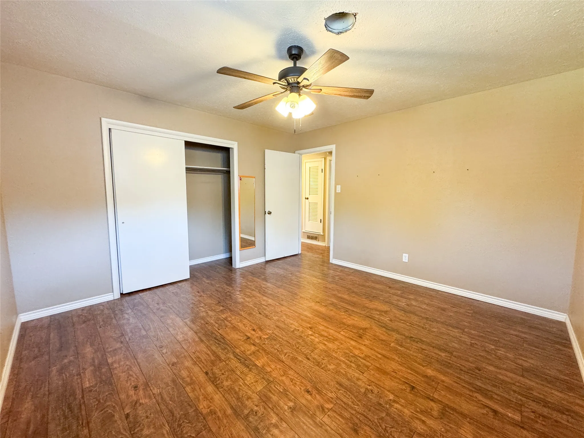 Single Family Residence For Sale in Haskell County , 203 N Avenue M, Haskell, Texas 79521, 3 Bedroom, 1 Bathroom, Garage spaces, 1,218 Sqft, built in 1960, Price $179,900, mls#21359182, Real Estate Agent in Haskell, Homes For Sale in Haskell county, Homes For Sale in Haskell, Realtor in Haskell Texas, Real Estate Brokerage Independent Realty Texas, Luminita Cordes Realtor