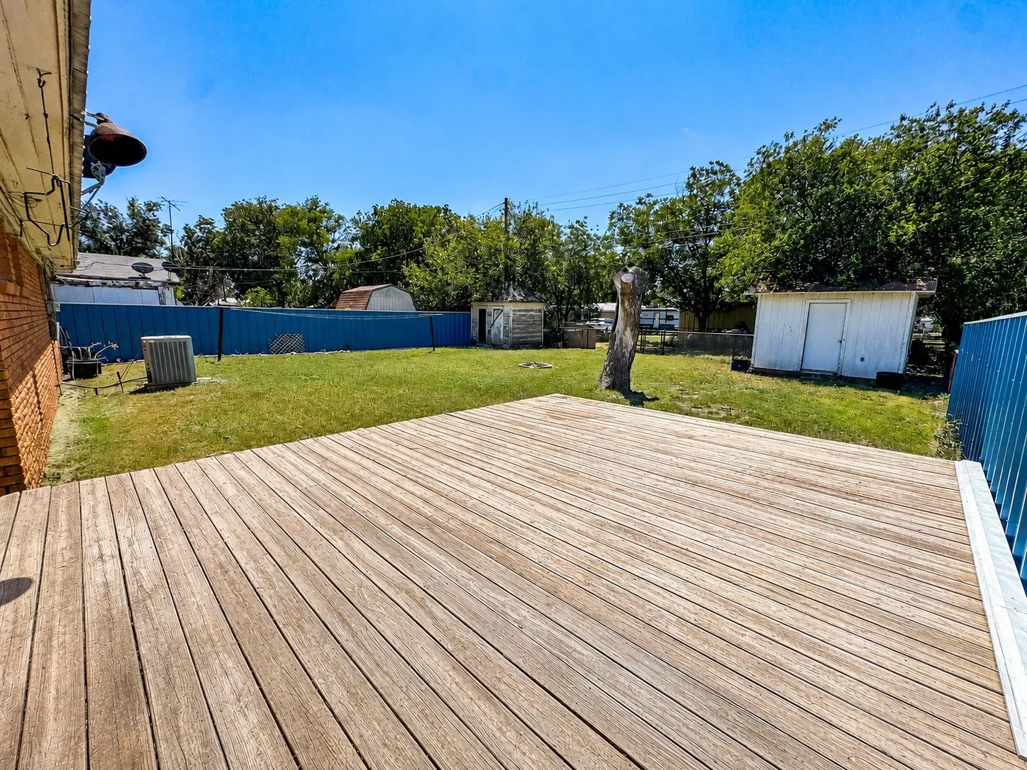 Single Family Residence For Sale in Haskell County , 203 N Avenue M, Haskell, Texas 79521, 3 Bedroom, 1 Bathroom, Garage spaces, 1,218 Sqft, built in 1960, Price $179,900, mls#21359182, Real Estate Agent in Haskell, Homes For Sale in Haskell county, Homes For Sale in Haskell, Realtor in Haskell Texas, Real Estate Brokerage Independent Realty Texas, Luminita Cordes Realtor