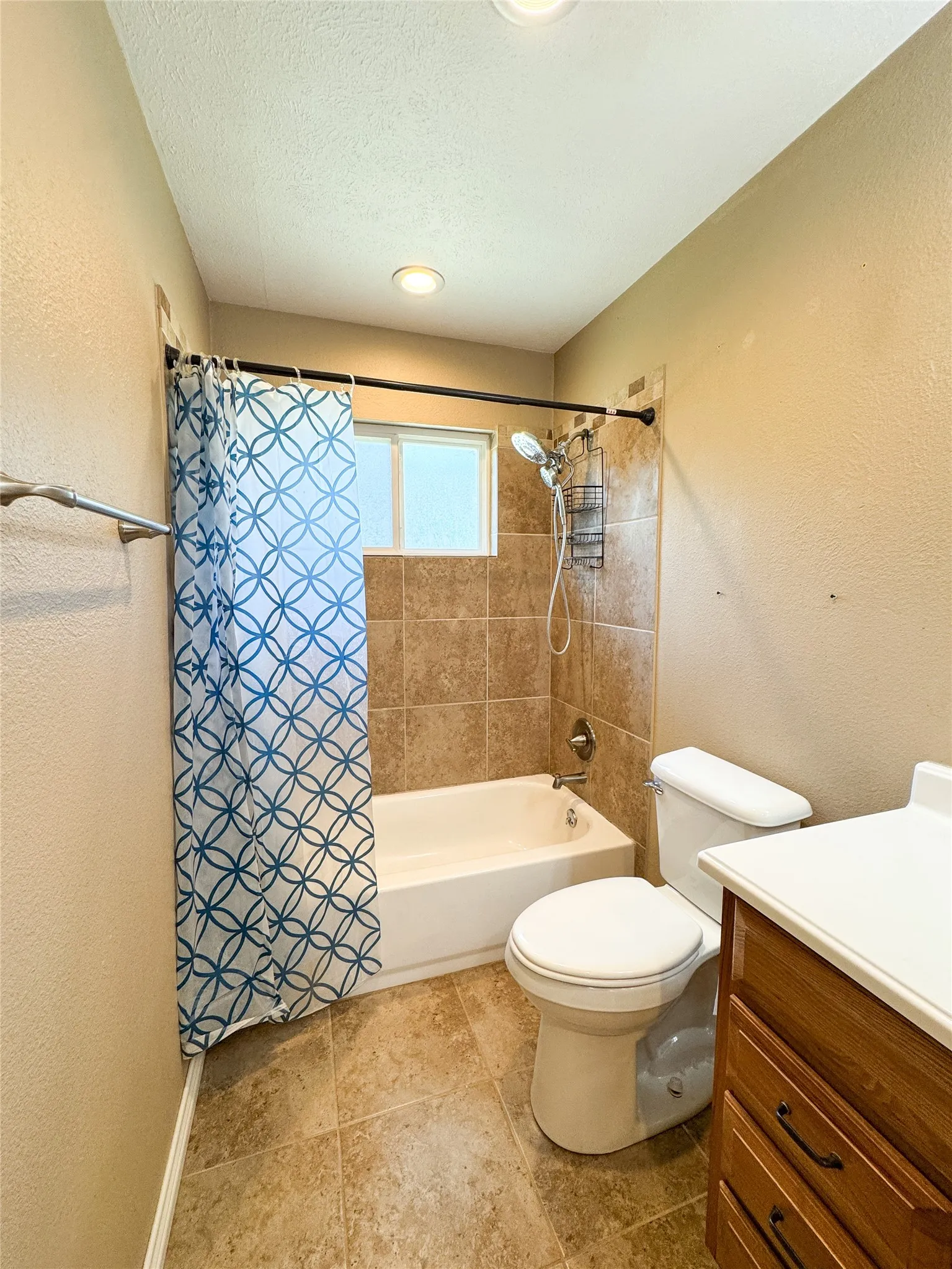Single Family Residence For Sale in Haskell County , 203 N Avenue M, Haskell, Texas 79521, 3 Bedroom, 1 Bathroom, Garage spaces, 1,218 Sqft, built in 1960, Price $179,900, mls#21359182, Real Estate Agent in Haskell, Homes For Sale in Haskell county, Homes For Sale in Haskell, Realtor in Haskell Texas, Real Estate Brokerage Independent Realty Texas, Luminita Cordes Realtor