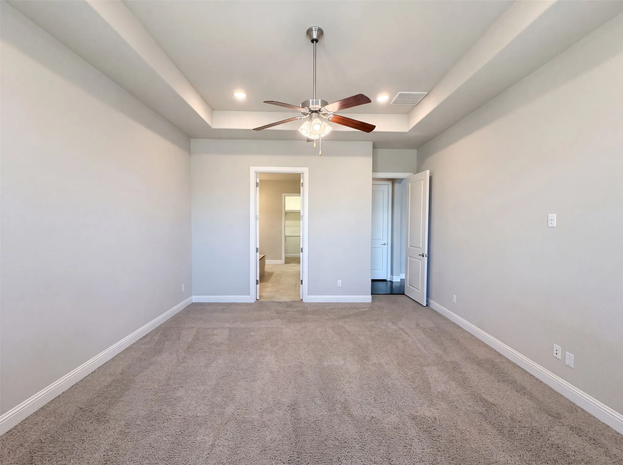 Single Family Residence For Sale in Denton County , 965 Touchstone Road, Frisco, Texas 75036, 4 Bedroom, 5 Bathroom, 3 Garage spaces, 4,000 Sqft, built in 2014, mls#21361878, Real Estate Agent in Frisco, Homes For Sale in Denton county, Homes For Sale in Frisco, Realtor in Frisco Texas, Real Estate Brokerage Independent Realty Texas, Luminita Cordes Realtor