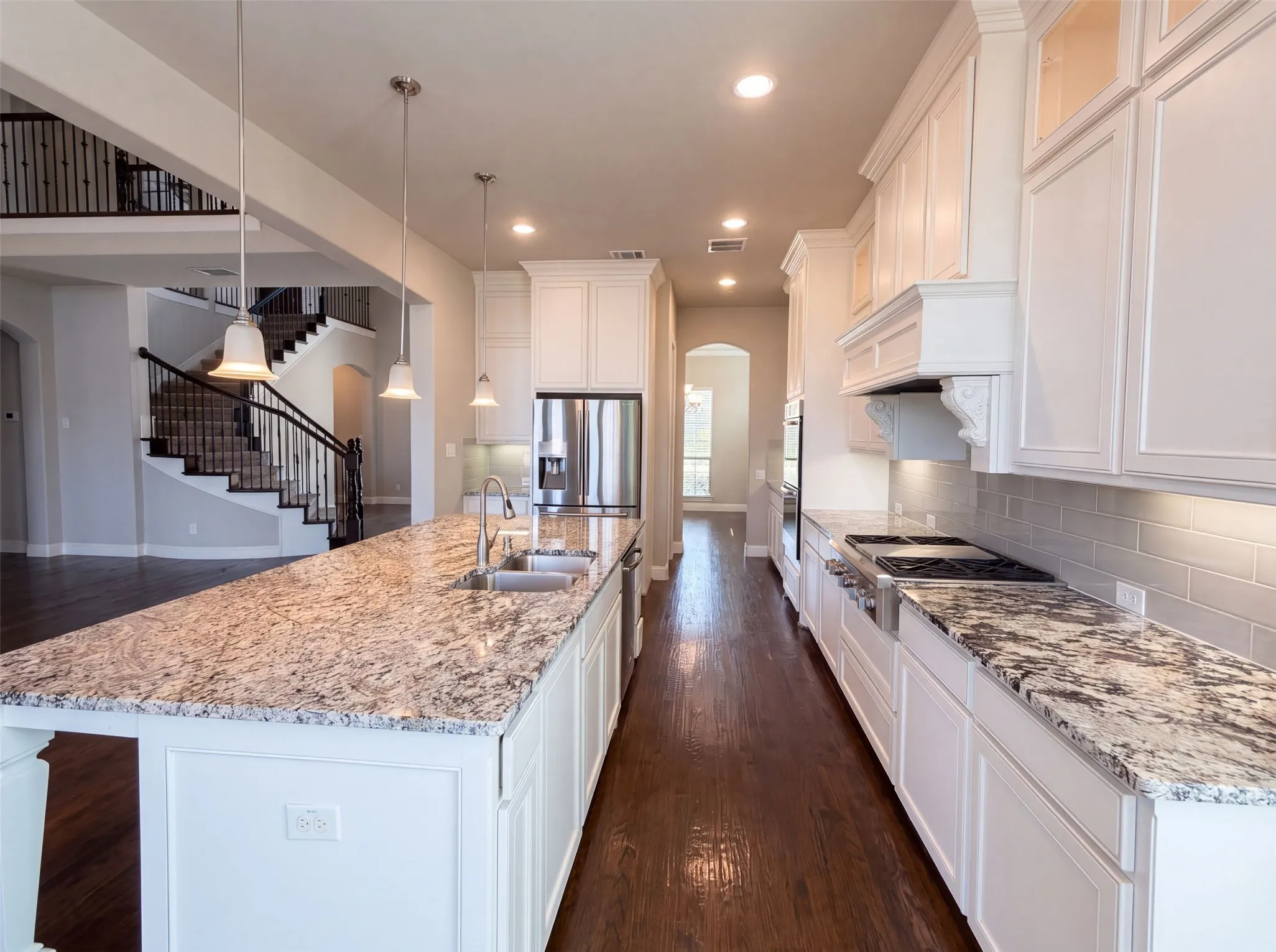Single Family Residence For Sale in Denton County , 965 Touchstone Road, Frisco, Texas 75036, 4 Bedroom, 5 Bathroom, 3 Garage spaces, 4,000 Sqft, built in 2014, mls#21361878, Real Estate Agent in Frisco, Homes For Sale in Denton county, Homes For Sale in Frisco, Realtor in Frisco Texas, Real Estate Brokerage Independent Realty Texas, Luminita Cordes Realtor