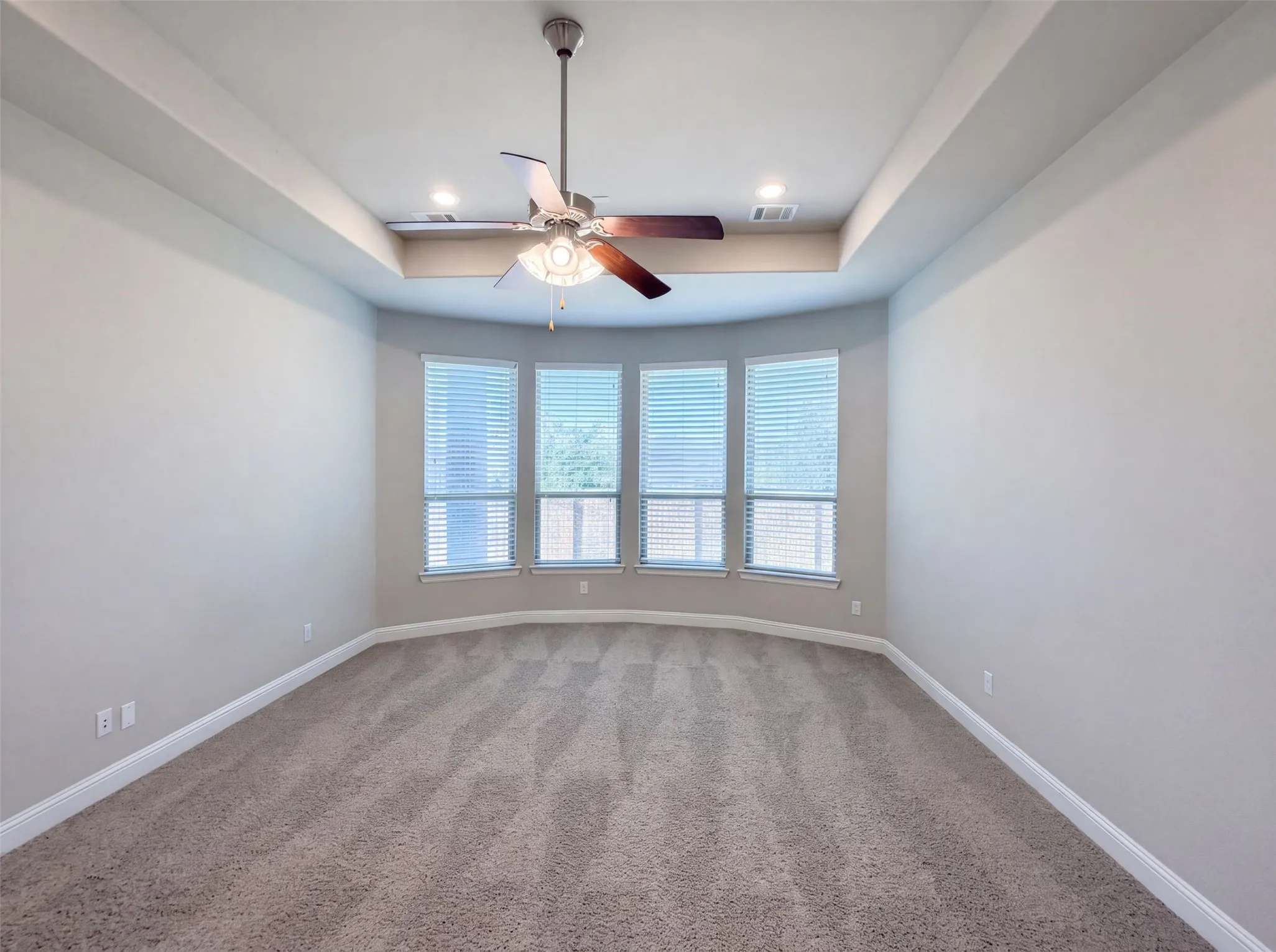 Single Family Residence For Sale in Denton County , 965 Touchstone Road, Frisco, Texas 75036, 4 Bedroom, 5 Bathroom, 3 Garage spaces, 4,000 Sqft, built in 2014, mls#21361878, Real Estate Agent in Frisco, Homes For Sale in Denton county, Homes For Sale in Frisco, Realtor in Frisco Texas, Real Estate Brokerage Independent Realty Texas, Luminita Cordes Realtor