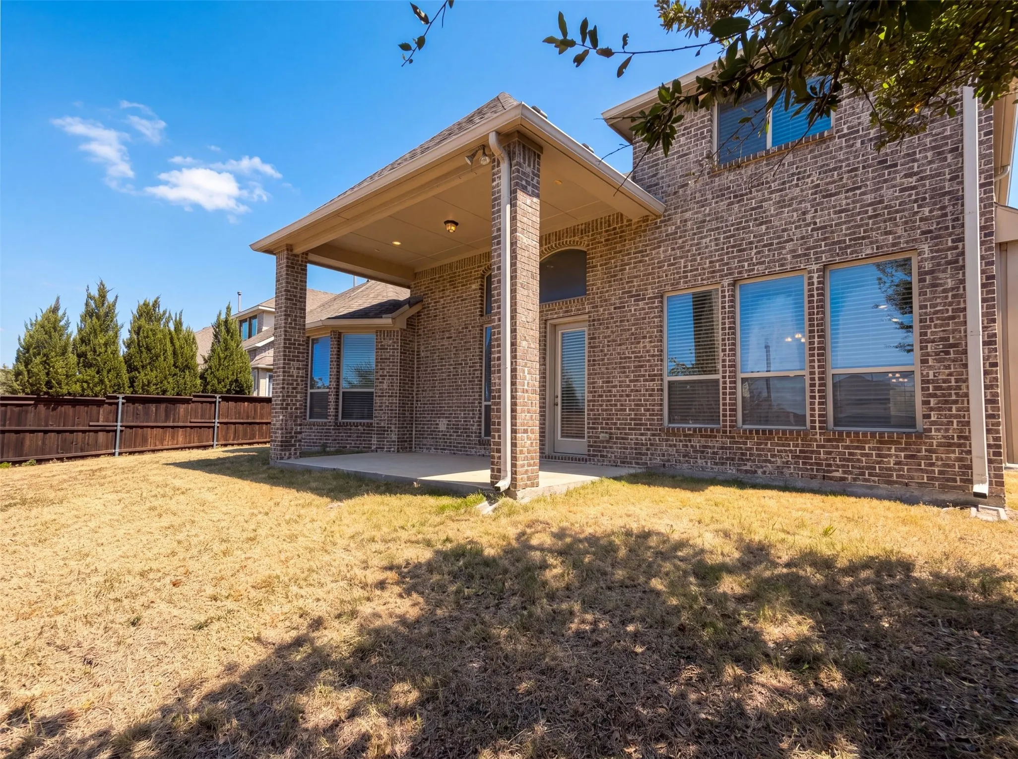 Single Family Residence For Sale in Denton County , 965 Touchstone Road, Frisco, Texas 75036, 4 Bedroom, 5 Bathroom, 3 Garage spaces, 4,000 Sqft, built in 2014, mls#21361878, Real Estate Agent in Frisco, Homes For Sale in Denton county, Homes For Sale in Frisco, Realtor in Frisco Texas, Real Estate Brokerage Independent Realty Texas, Luminita Cordes Realtor