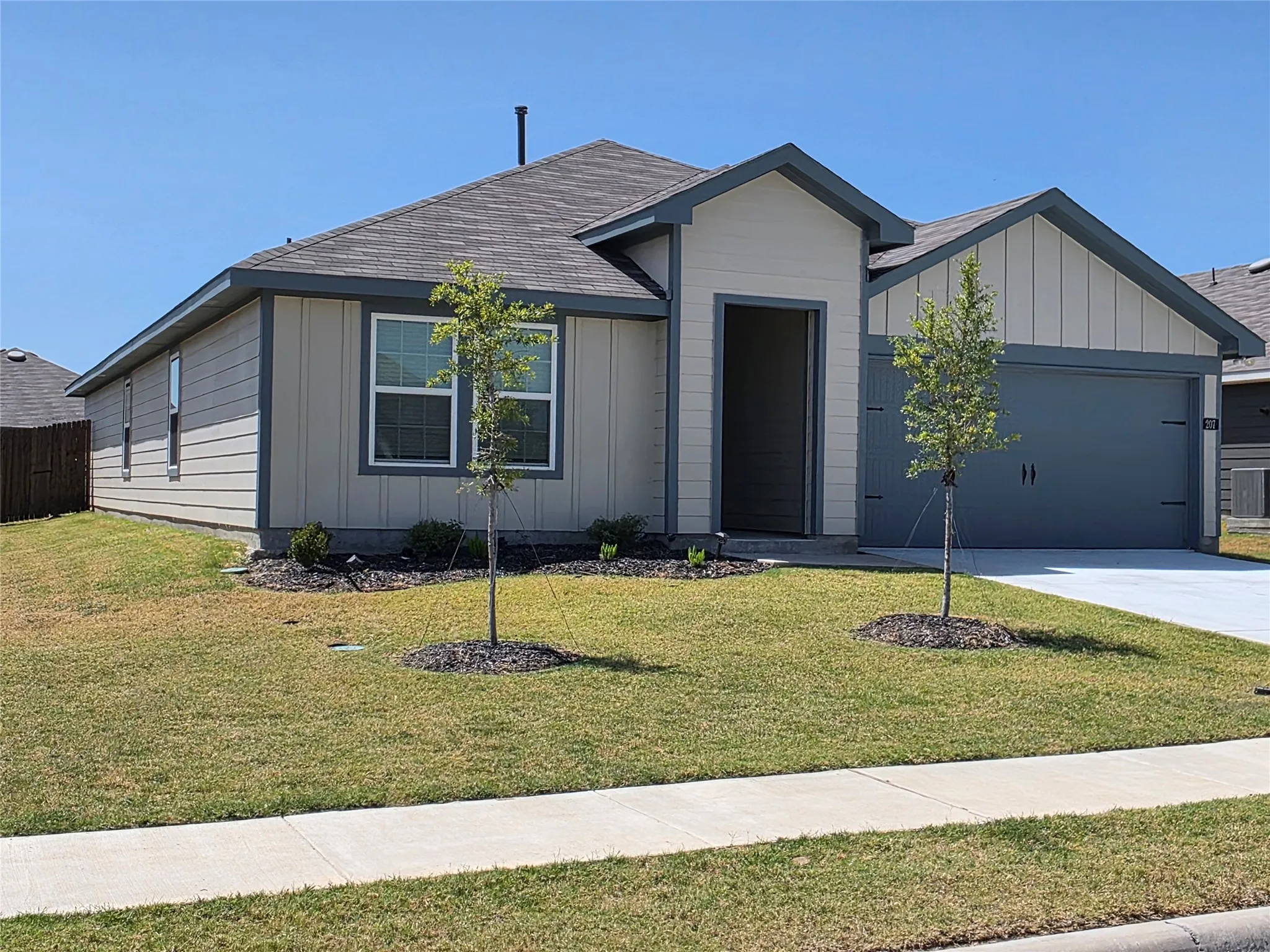 Single Family Residence For Rent in Collin County , 207 Weatherboard Drive, Josephine, Texas 75173, 4 Bedroom, 2 Bathroom, 2 Garage spaces, 2,058 Sqft, built in 2024, mls#21361885, Real Estate Agent in Josephine, Homes For Rent in Collin county, Homes For Rent in Josephine, Realtor in Josephine Texas, Real Estate Brokerage Independent Realty Texas, Luminita Cordes Realtor