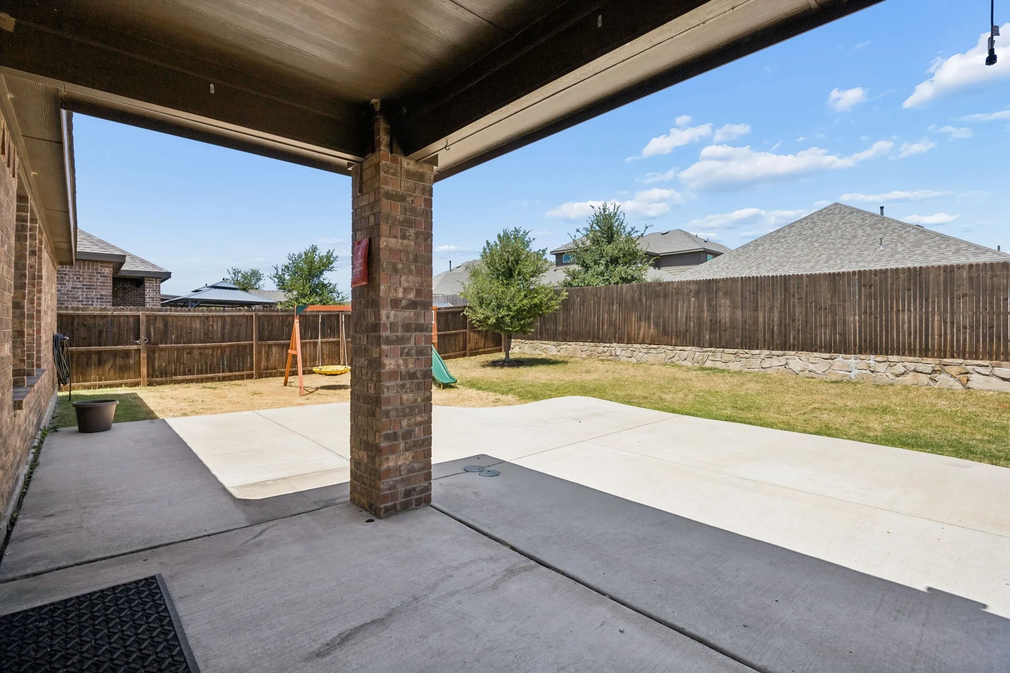 Single Family Residence For Sale in Denton County , 3016 Frio Road, Little Elm, Texas 75068, 3 Bedroom, 2 Bathroom, 2 Garage spaces, 1,705 Sqft, built in 2020, mls#21361614, Real Estate Agent in Little Elm, Homes For Sale in Denton county, Homes For Sale in Little Elm, Realtor in Little Elm Texas, Real Estate Brokerage Independent Realty Texas, Luminita Cordes Realtor