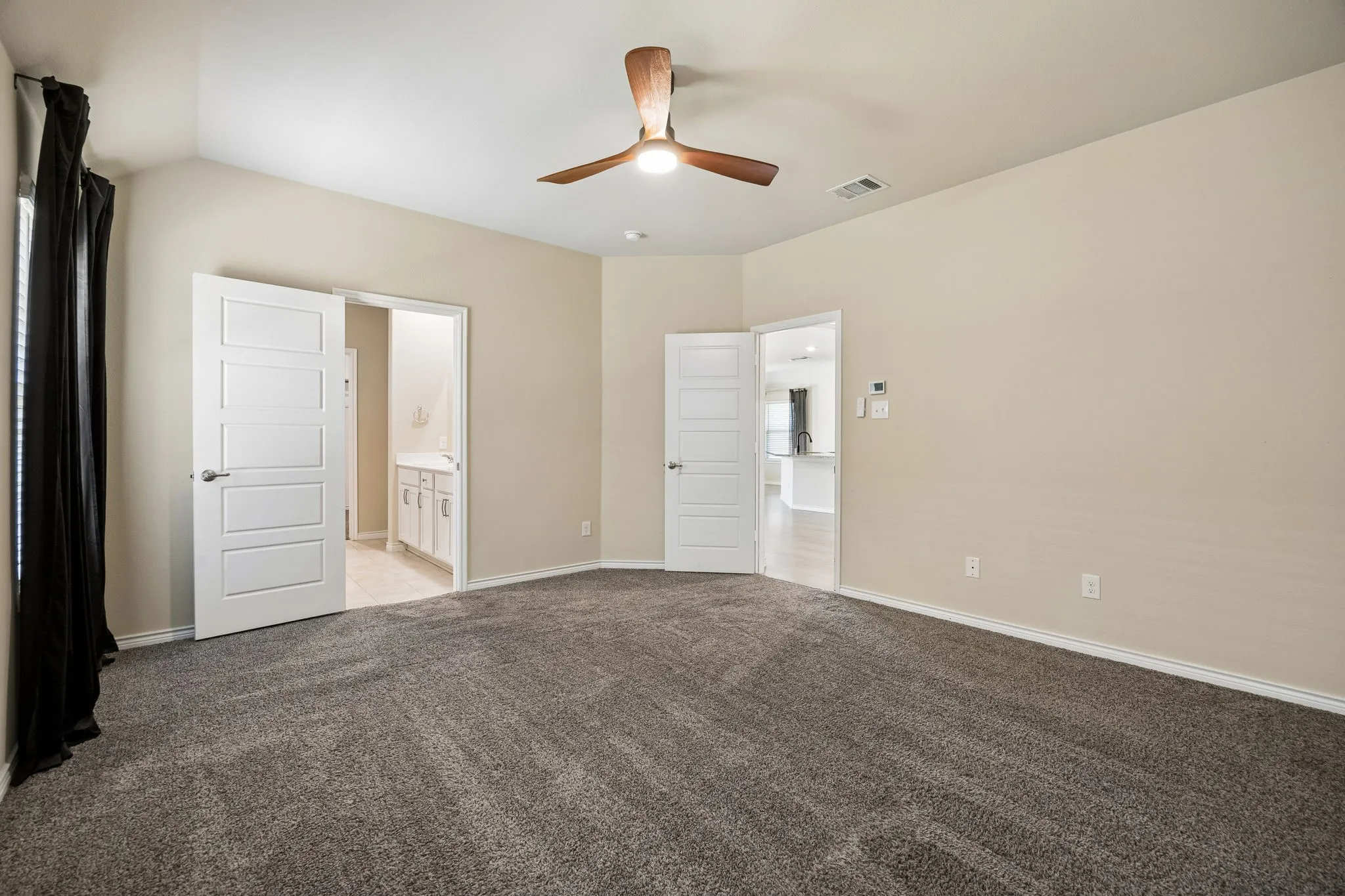 Single Family Residence For Sale in Denton County , 3016 Frio Road, Little Elm, Texas 75068, 3 Bedroom, 2 Bathroom, 2 Garage spaces, 1,705 Sqft, built in 2020, mls#21361614, Real Estate Agent in Little Elm, Homes For Sale in Denton county, Homes For Sale in Little Elm, Realtor in Little Elm Texas, Real Estate Brokerage Independent Realty Texas, Luminita Cordes Realtor