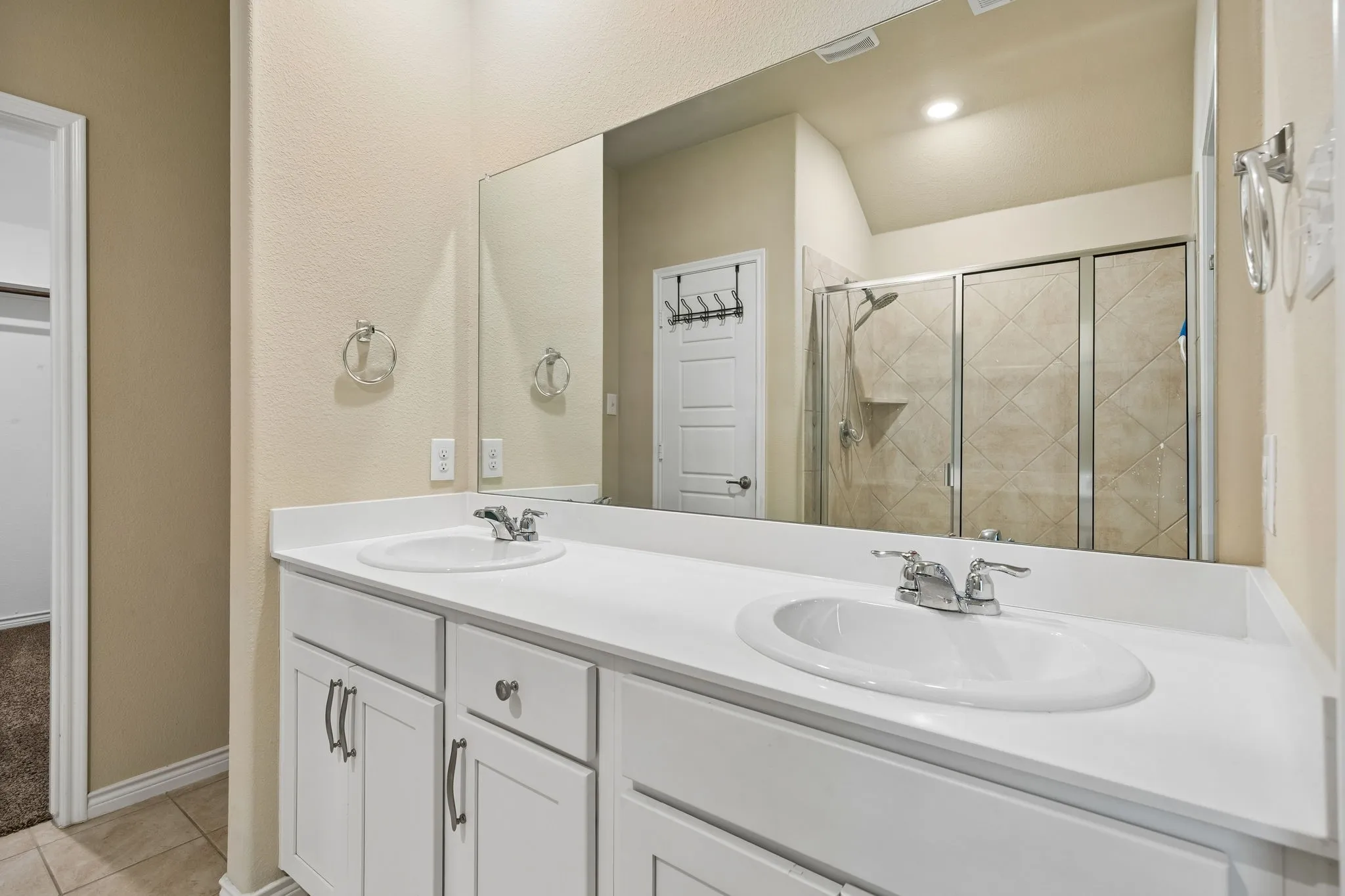 Single Family Residence For Sale in Denton County , 3016 Frio Road, Little Elm, Texas 75068, 3 Bedroom, 2 Bathroom, 2 Garage spaces, 1,705 Sqft, built in 2020, mls#21361614, Real Estate Agent in Little Elm, Homes For Sale in Denton county, Homes For Sale in Little Elm, Realtor in Little Elm Texas, Real Estate Brokerage Independent Realty Texas, Luminita Cordes Realtor