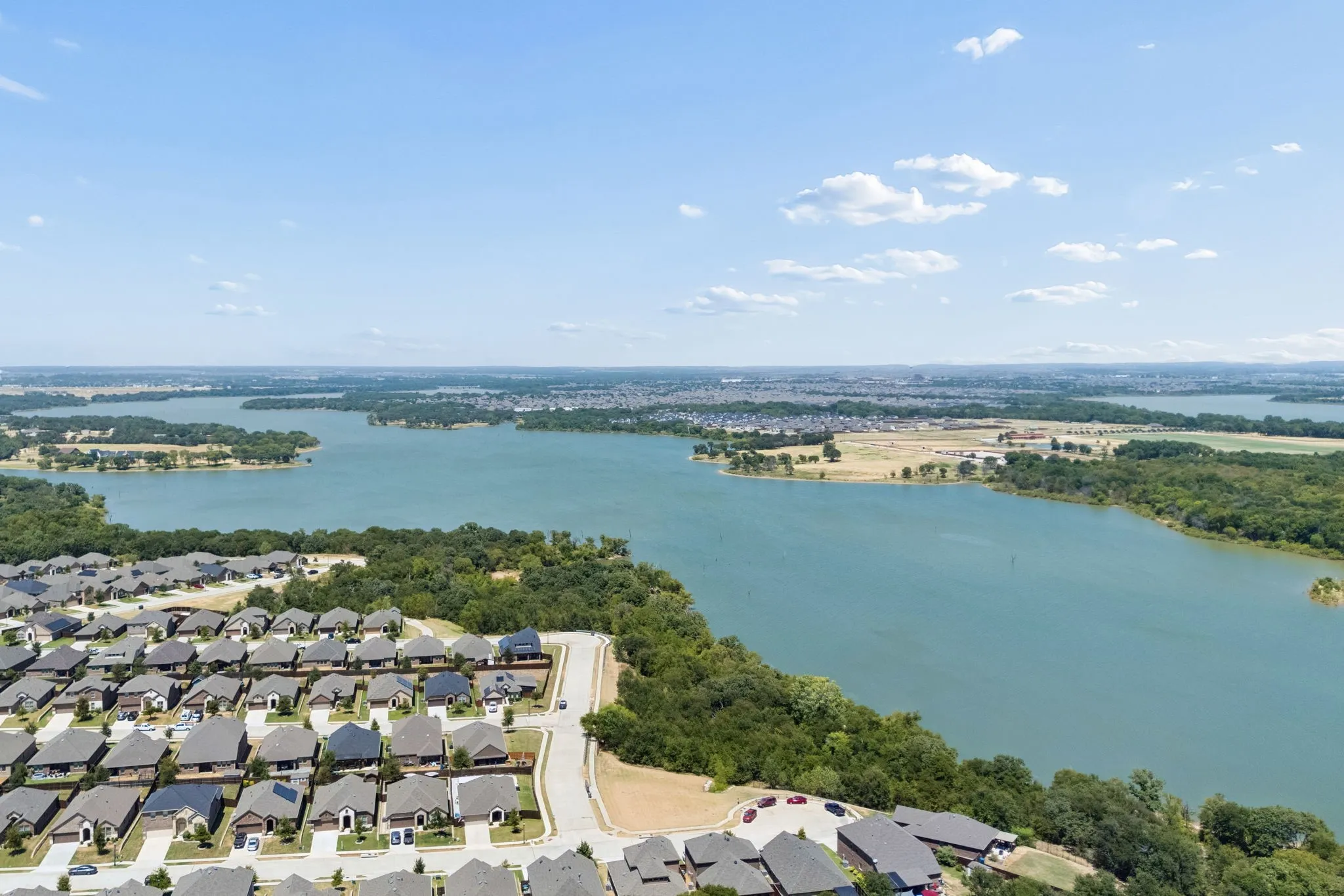 Single Family Residence For Sale in Denton County , 3016 Frio Road, Little Elm, Texas 75068, 3 Bedroom, 2 Bathroom, 2 Garage spaces, 1,705 Sqft, built in 2020, mls#21361614, Real Estate Agent in Little Elm, Homes For Sale in Denton county, Homes For Sale in Little Elm, Realtor in Little Elm Texas, Real Estate Brokerage Independent Realty Texas, Luminita Cordes Realtor