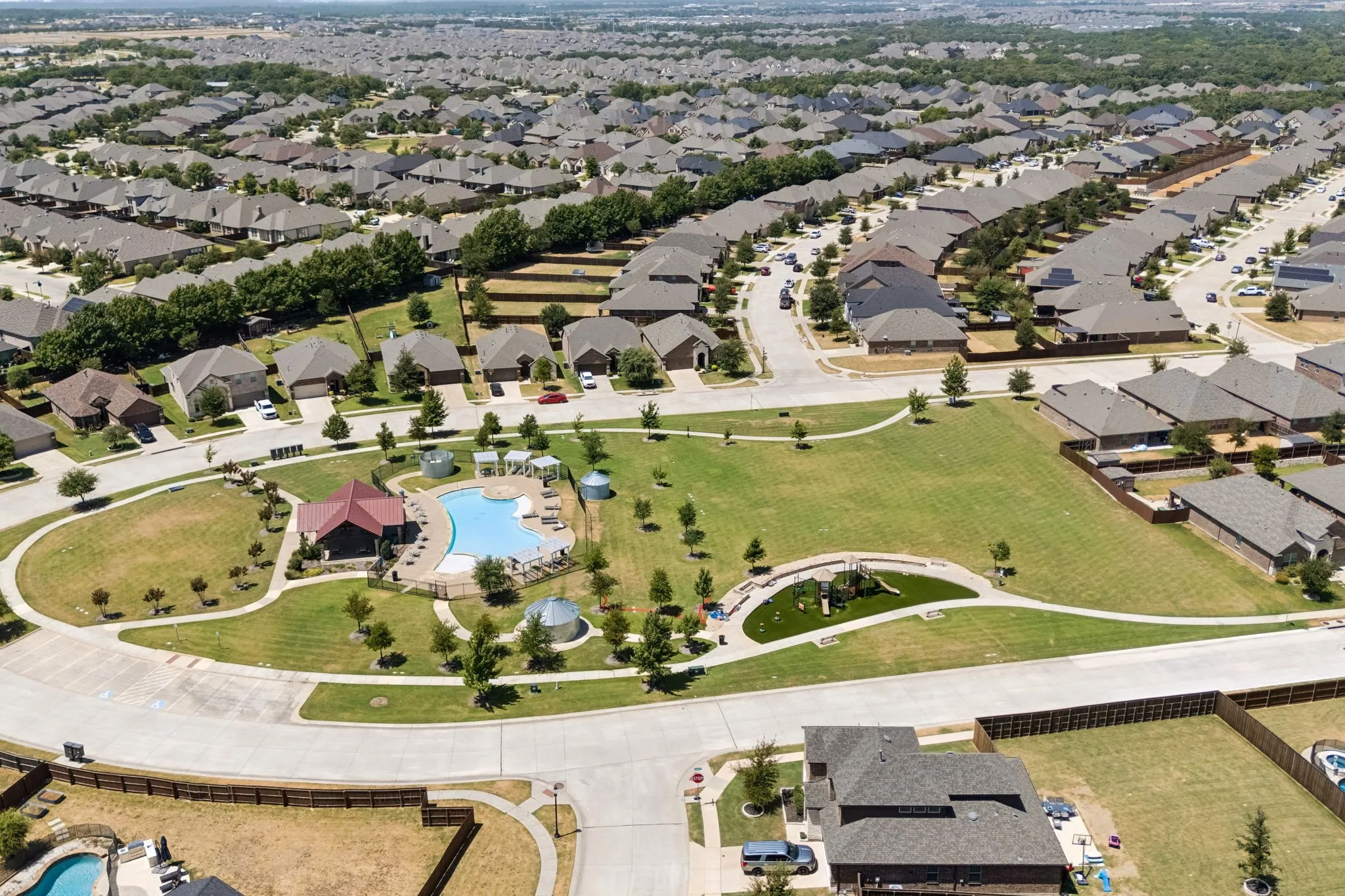Single Family Residence For Sale in Denton County , 3016 Frio Road, Little Elm, Texas 75068, 3 Bedroom, 2 Bathroom, 2 Garage spaces, 1,705 Sqft, built in 2020, mls#21361614, Real Estate Agent in Little Elm, Homes For Sale in Denton county, Homes For Sale in Little Elm, Realtor in Little Elm Texas, Real Estate Brokerage Independent Realty Texas, Luminita Cordes Realtor