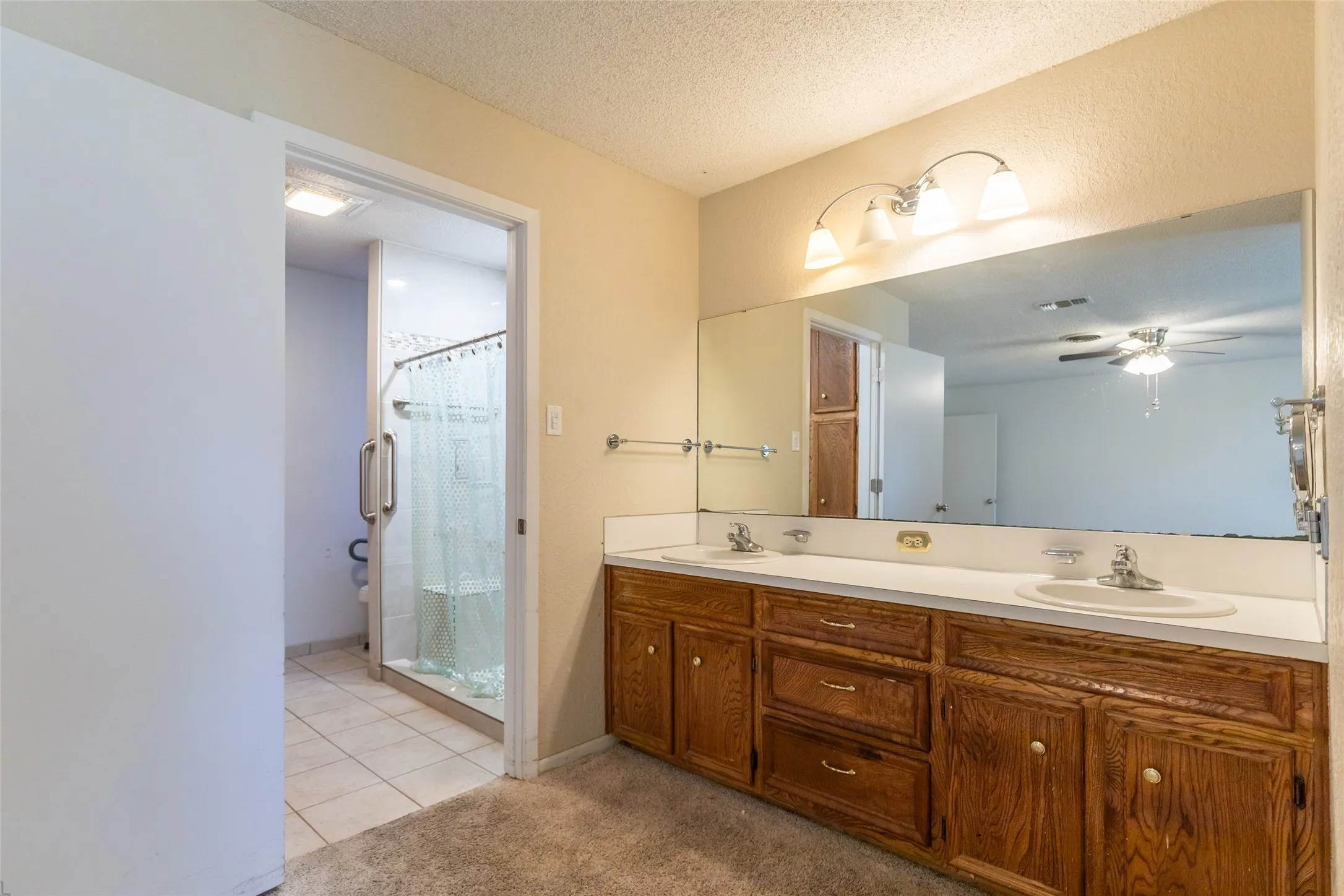 Single Family Residence For Sale in Callahan County , 426 Pleasant Lane, Clyde, Texas 79510, 3 Bedroom, 2 Bathroom, 2 Garage spaces, 1,705 Sqft, built in 1978, mls#21357444, Real Estate Agent in Clyde, Homes For Sale in Callahan county, Homes For Sale in Clyde, Realtor in Clyde Texas, Real Estate Brokerage Independent Realty Texas, Luminita Cordes Realtor