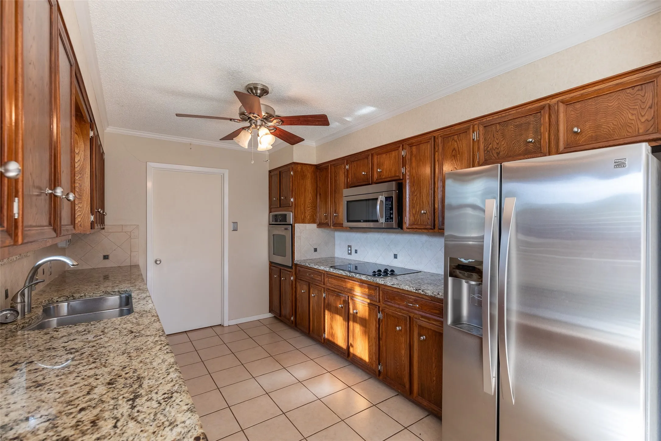 Single Family Residence For Sale in Callahan County , 426 Pleasant Lane, Clyde, Texas 79510, 3 Bedroom, 2 Bathroom, 2 Garage spaces, 1,705 Sqft, built in 1978, mls#21357444, Real Estate Agent in Clyde, Homes For Sale in Callahan county, Homes For Sale in Clyde, Realtor in Clyde Texas, Real Estate Brokerage Independent Realty Texas, Luminita Cordes Realtor