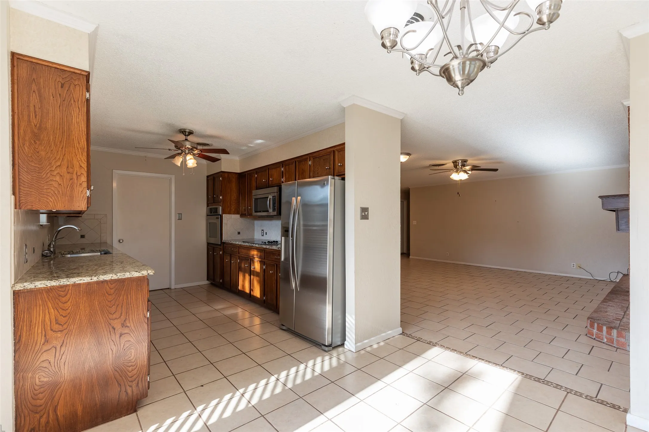 Single Family Residence For Sale in Callahan County , 426 Pleasant Lane, Clyde, Texas 79510, 3 Bedroom, 2 Bathroom, 2 Garage spaces, 1,705 Sqft, built in 1978, mls#21357444, Real Estate Agent in Clyde, Homes For Sale in Callahan county, Homes For Sale in Clyde, Realtor in Clyde Texas, Real Estate Brokerage Independent Realty Texas, Luminita Cordes Realtor