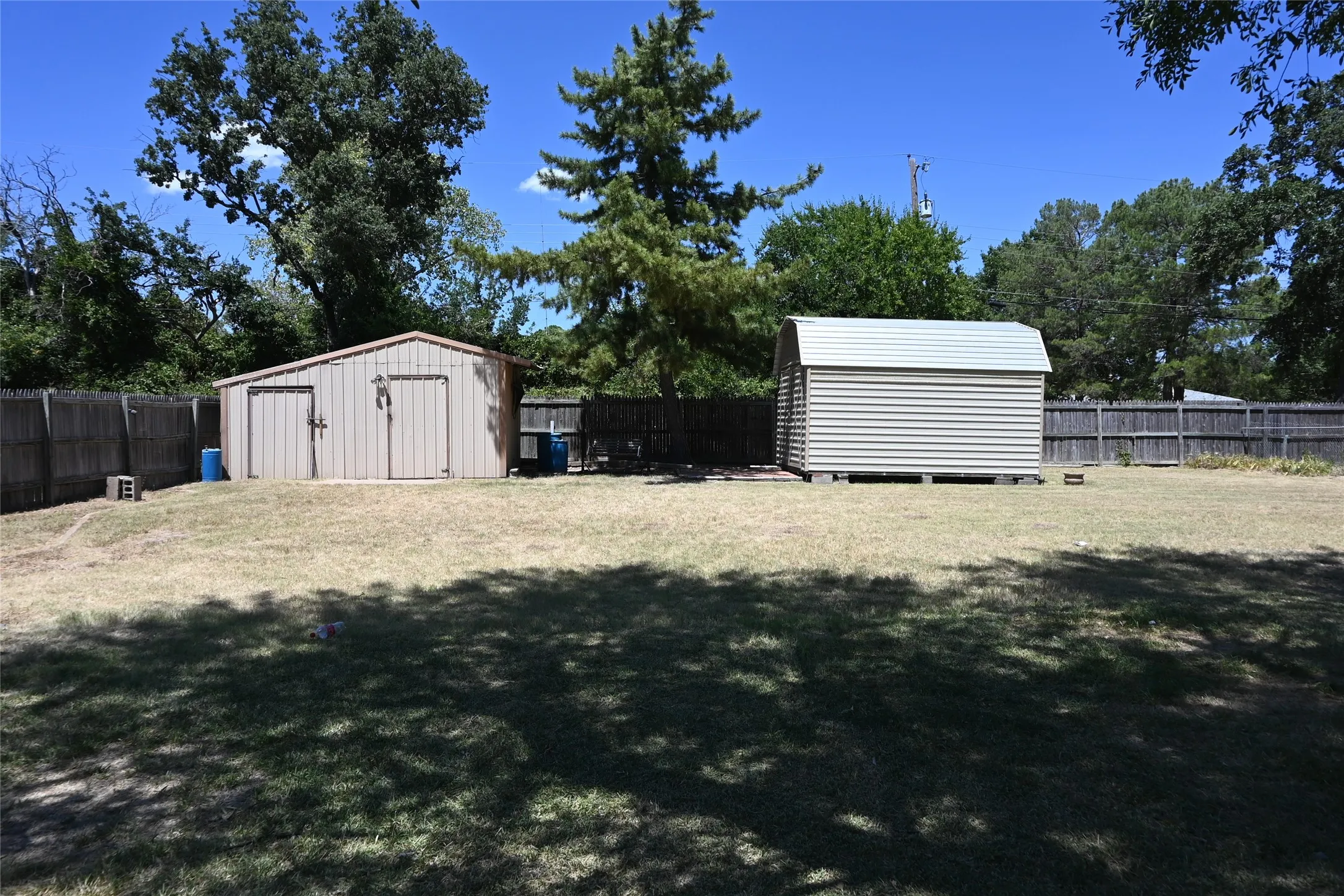 Single Family Residence For Sale in Callahan County , 426 Pleasant Lane, Clyde, Texas 79510, 3 Bedroom, 2 Bathroom, 2 Garage spaces, 1,705 Sqft, built in 1978, mls#21357444, Real Estate Agent in Clyde, Homes For Sale in Callahan county, Homes For Sale in Clyde, Realtor in Clyde Texas, Real Estate Brokerage Independent Realty Texas, Luminita Cordes Realtor