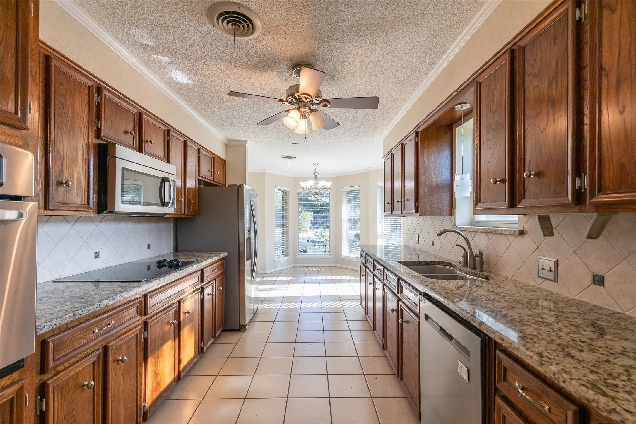 Single Family Residence For Sale in Callahan County , 426 Pleasant Lane, Clyde, Texas 79510, 3 Bedroom, 2 Bathroom, 2 Garage spaces, 1,705 Sqft, built in 1978, mls#21357444, Real Estate Agent in Clyde, Homes For Sale in Callahan county, Homes For Sale in Clyde, Realtor in Clyde Texas, Real Estate Brokerage Independent Realty Texas, Luminita Cordes Realtor