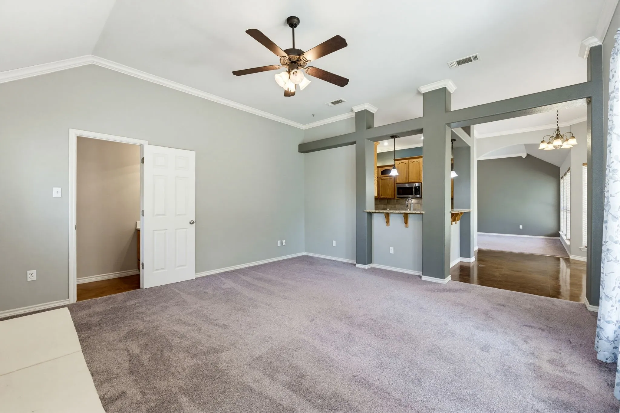 Single Family Residence For Sale in Lampasas County , 901 County Road 3150, Kempner, Texas 76539, 4 Bedroom, 3 Bathroom, 2 Garage spaces, 2,279 Sqft, built in 2007, mls#21361871, Real Estate Agent in Kempner, Homes For Sale in Lampasas county, Homes For Sale in Kempner, Realtor in Kempner Texas, Real Estate Brokerage Independent Realty Texas, Luminita Cordes Realtor