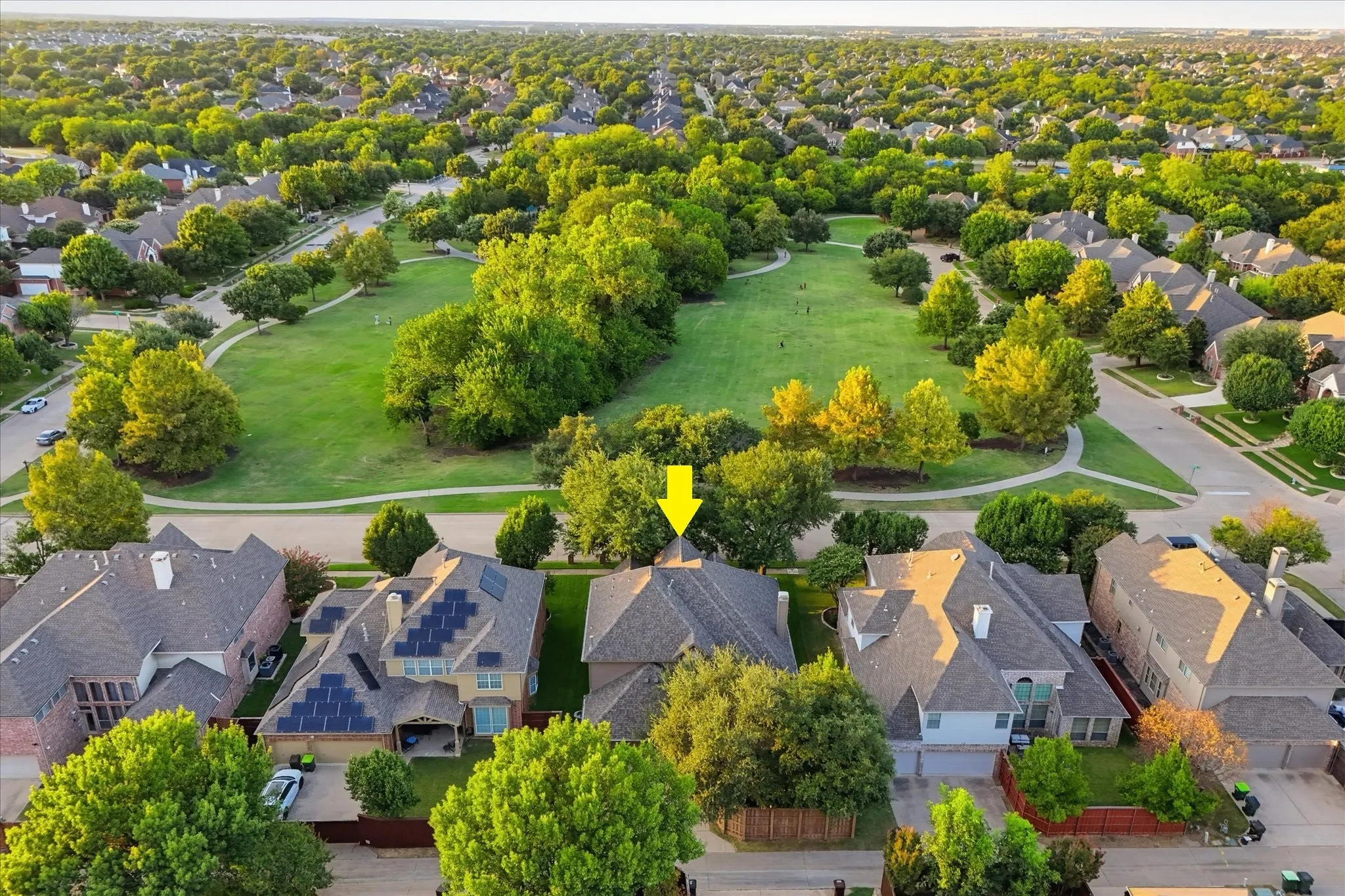Single Family Residence For Sale in Collin County , 2324 Harrisburg Lane, Plano, Texas 75025, 4 Bedroom, 4 Bathroom, 3 Garage spaces, 3,392 Sqft, built in 2003, mls#21358350, Real Estate Agent in Plano, Homes For Sale in Collin county, Homes For Sale in Plano, Realtor in Plano Texas, Real Estate Brokerage Independent Realty Texas, Luminita Cordes Realtor